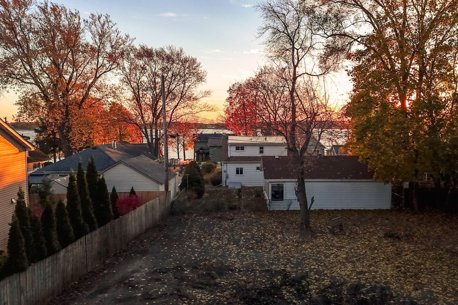 S69W17741 Wildwood Dr