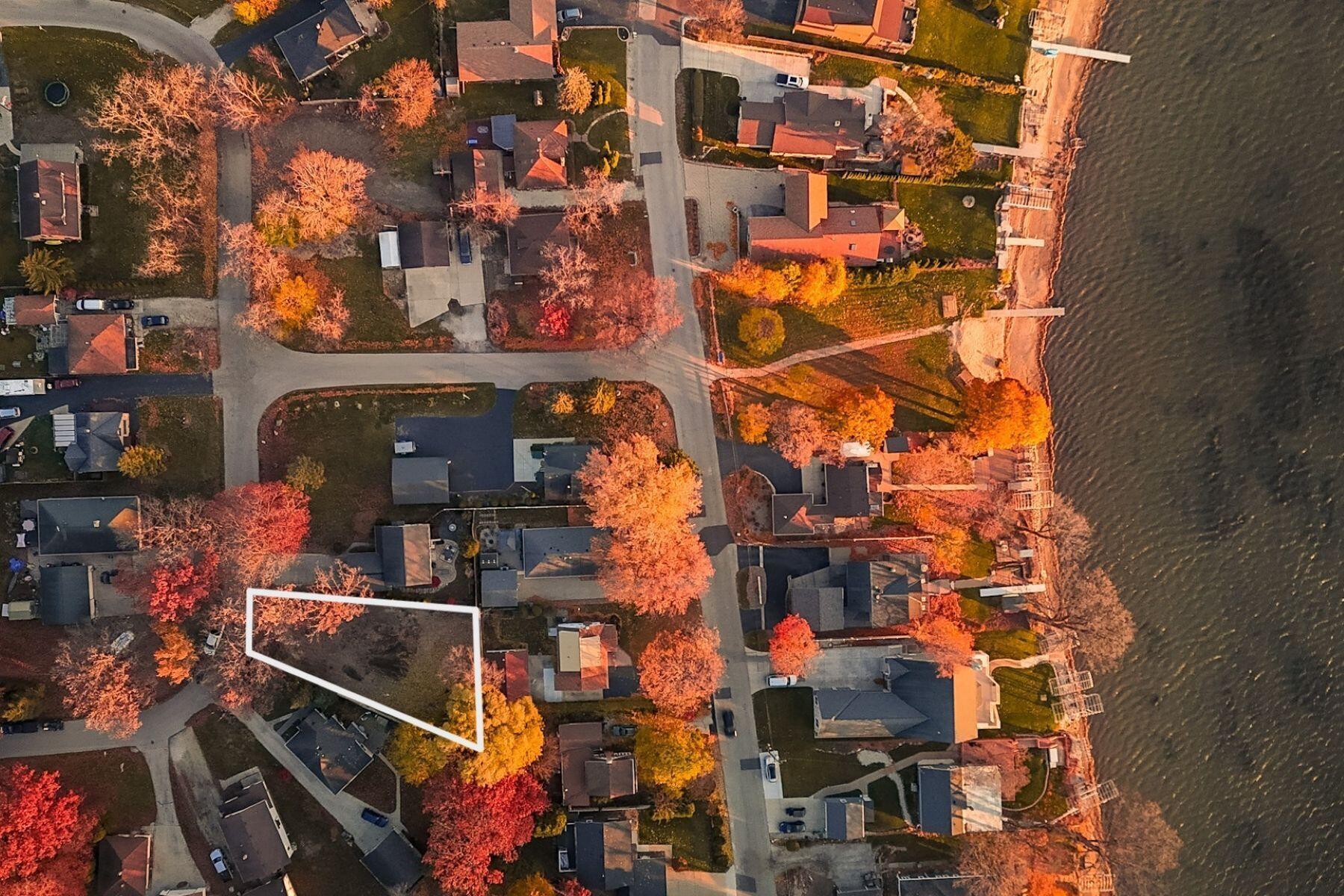 S69W17741 Wildwood Dr