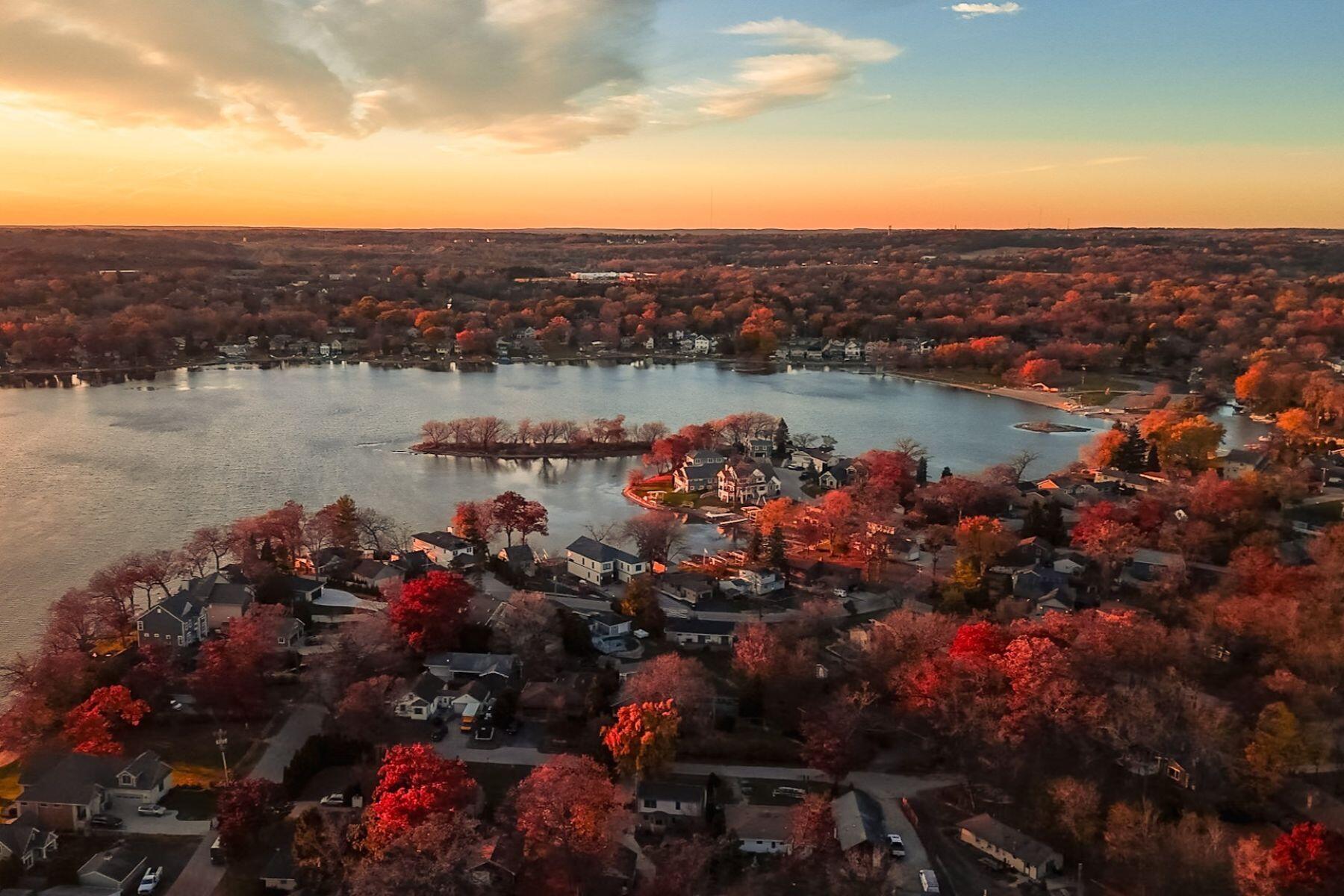 S69W17741 Wildwood Dr