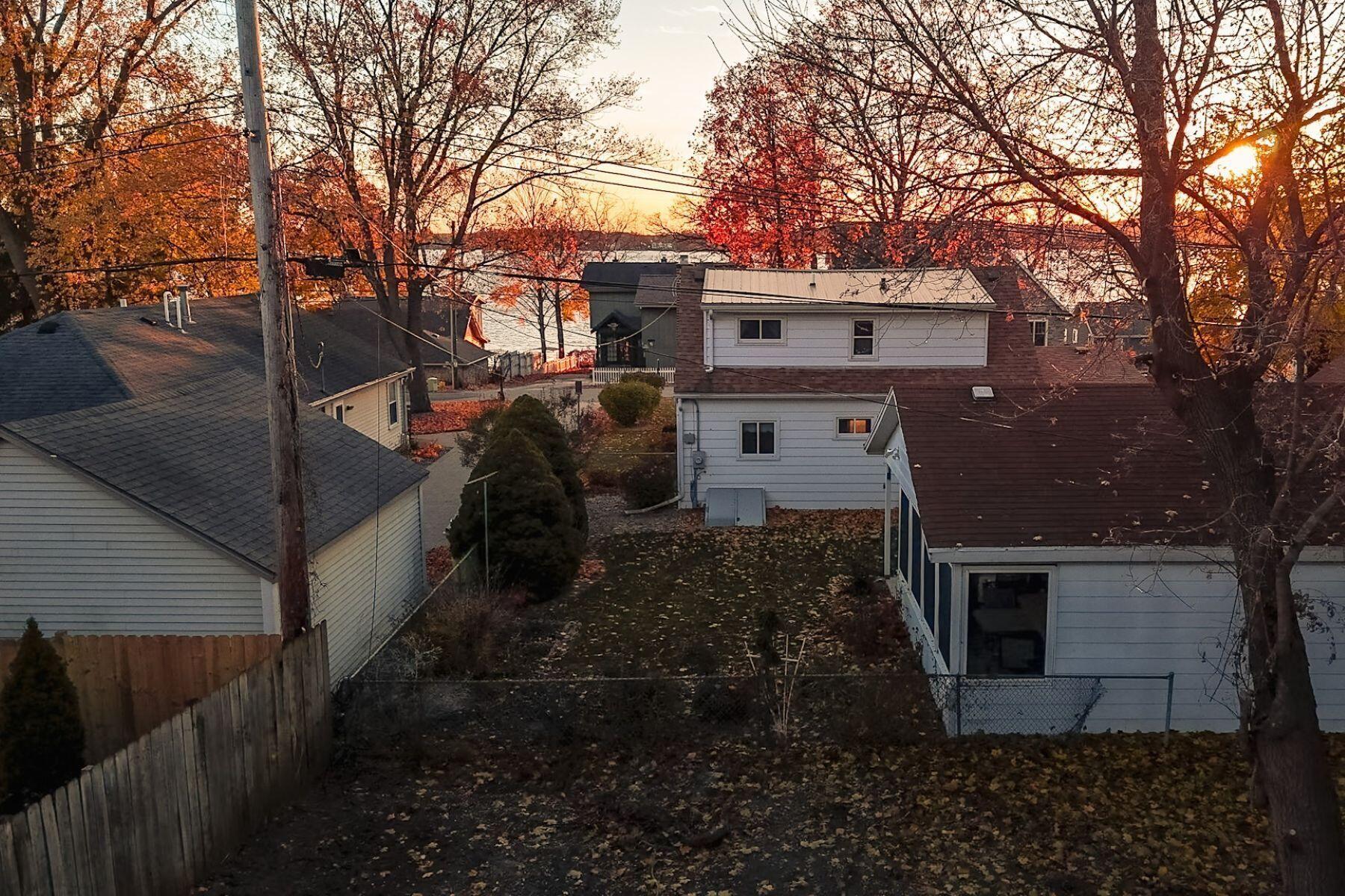 S69W17741 Wildwood Dr