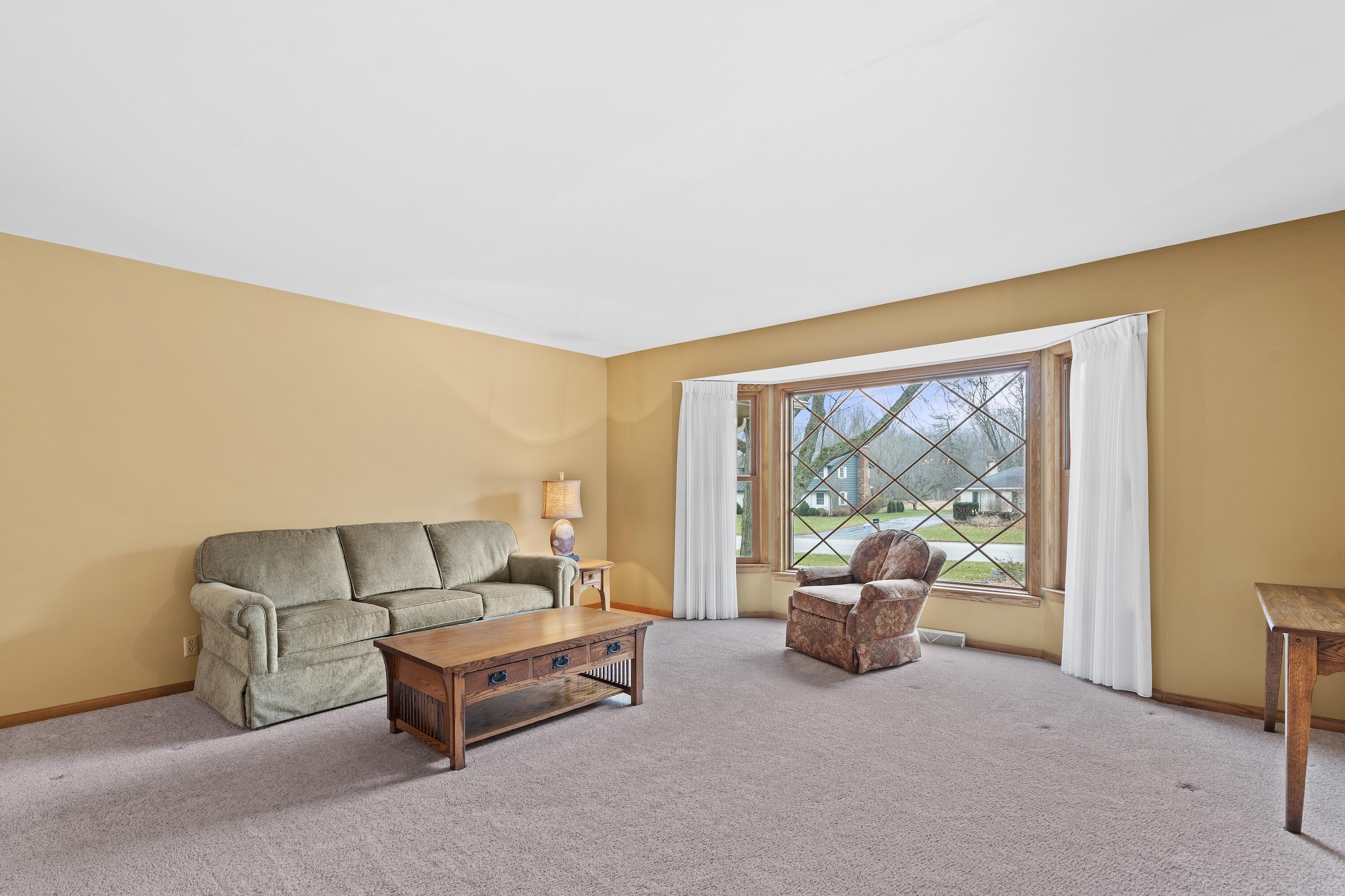 14840 Pomona Rd
