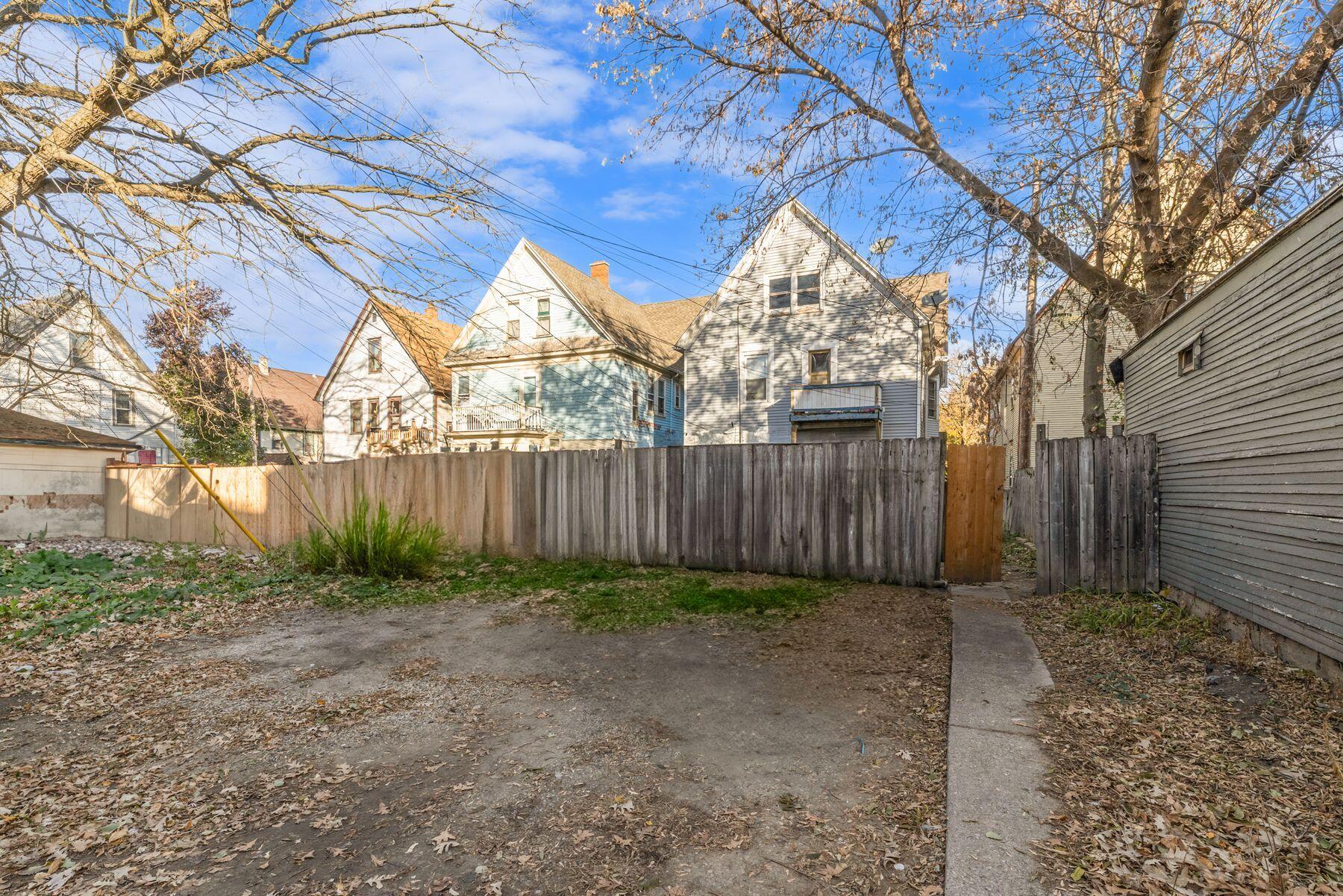 3311 W McKinley Blvd Unit: 3313