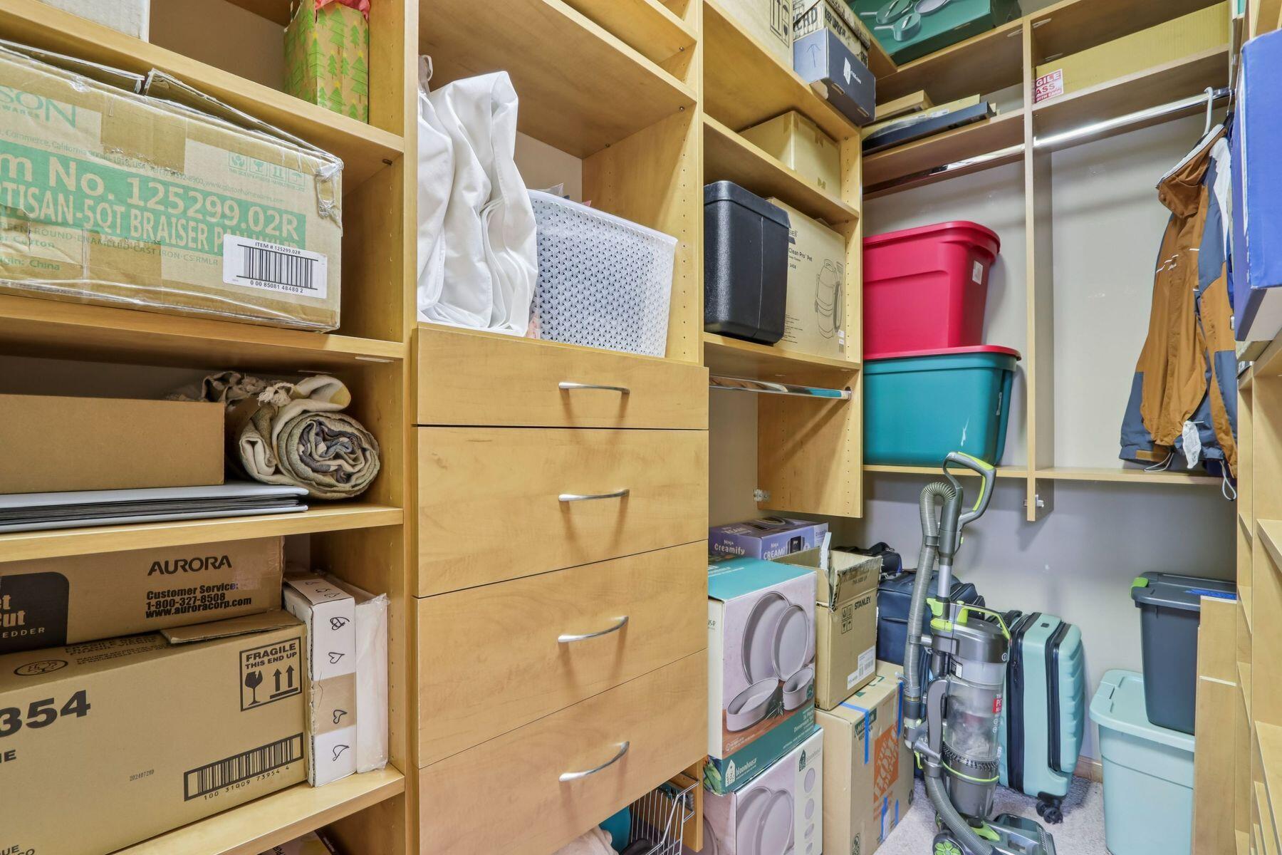 N82W13360 Fond Du Lac Ave Unit: 102