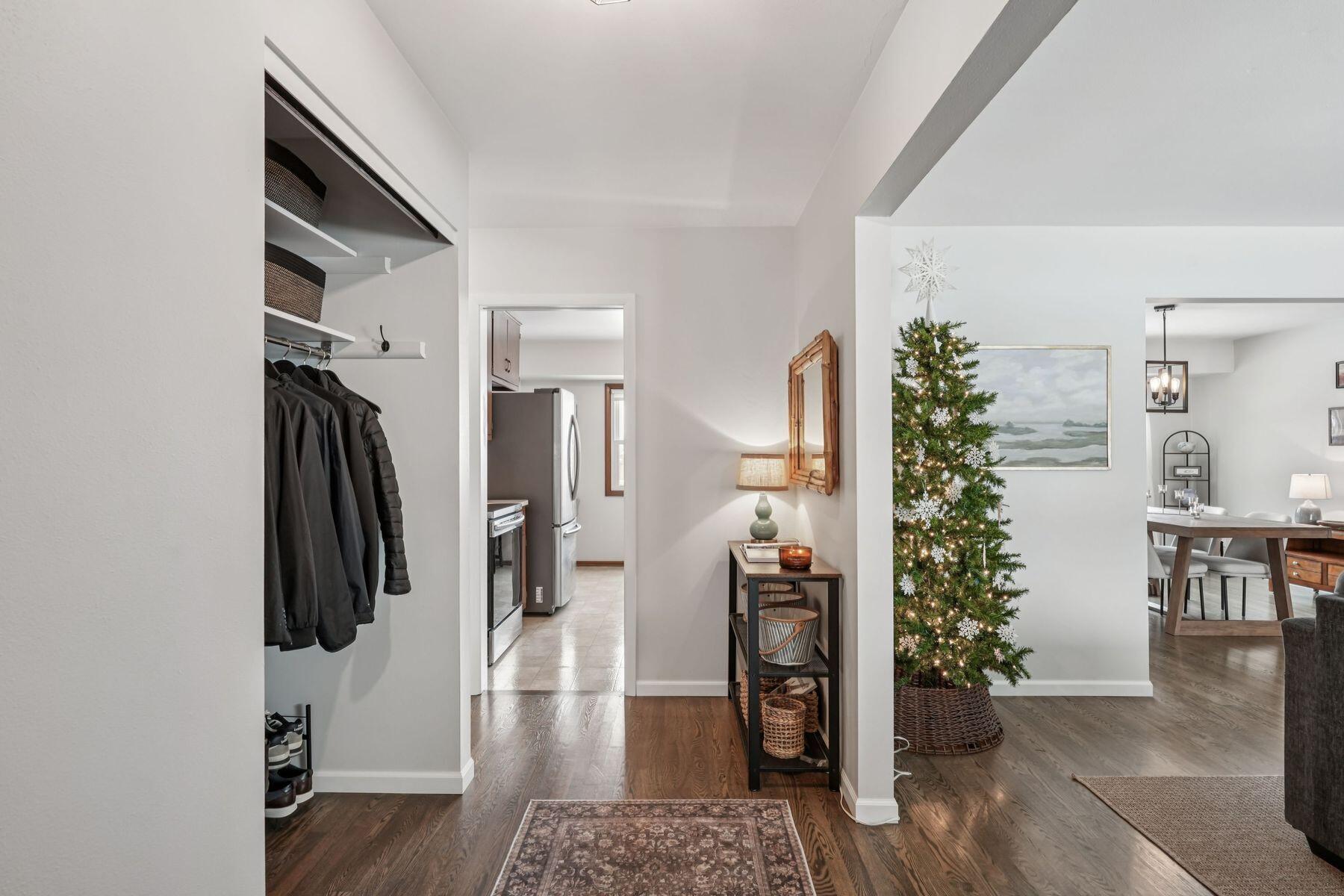 1213 W Glen River Rd