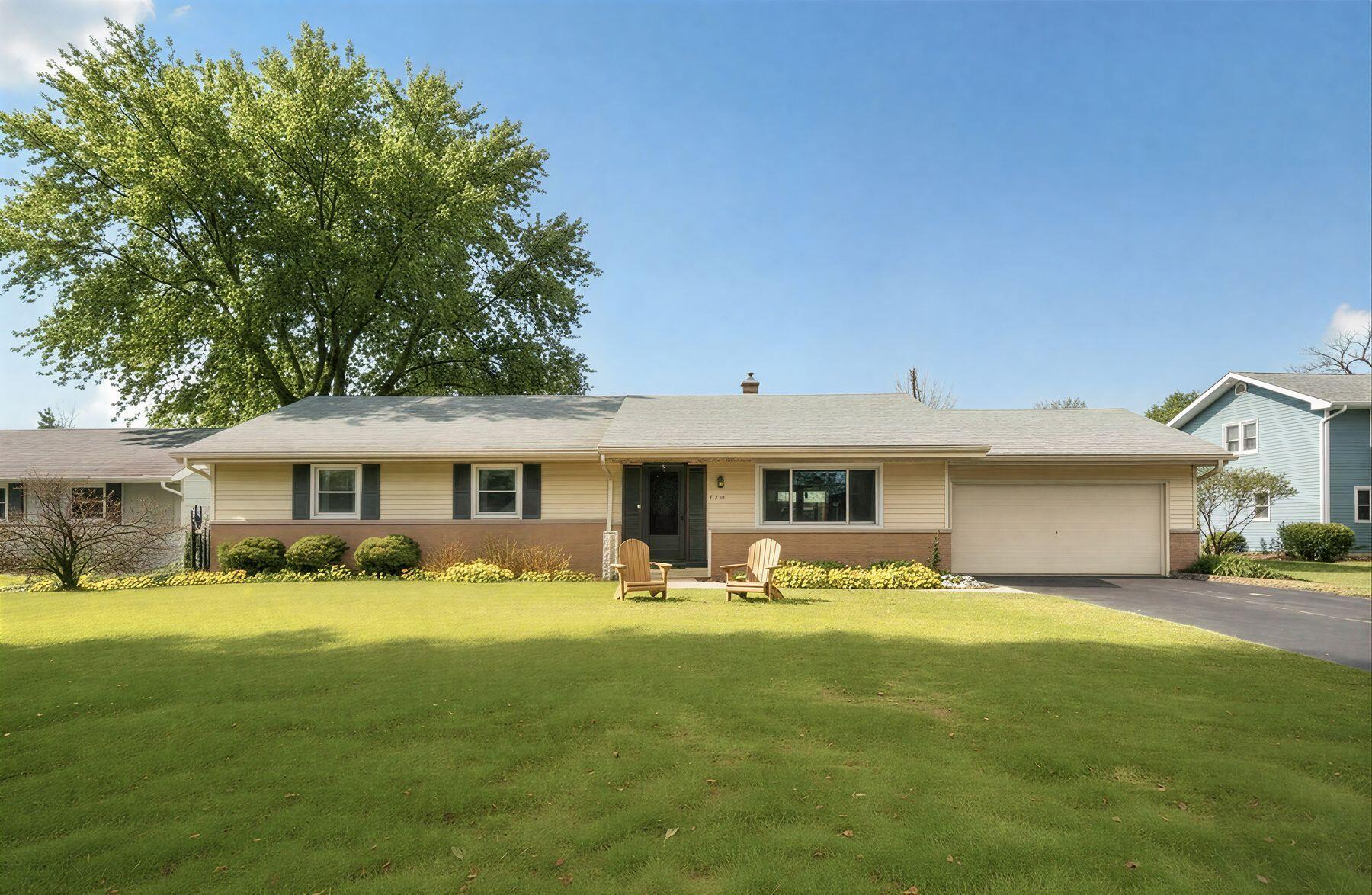 1213 W Glen River Rd