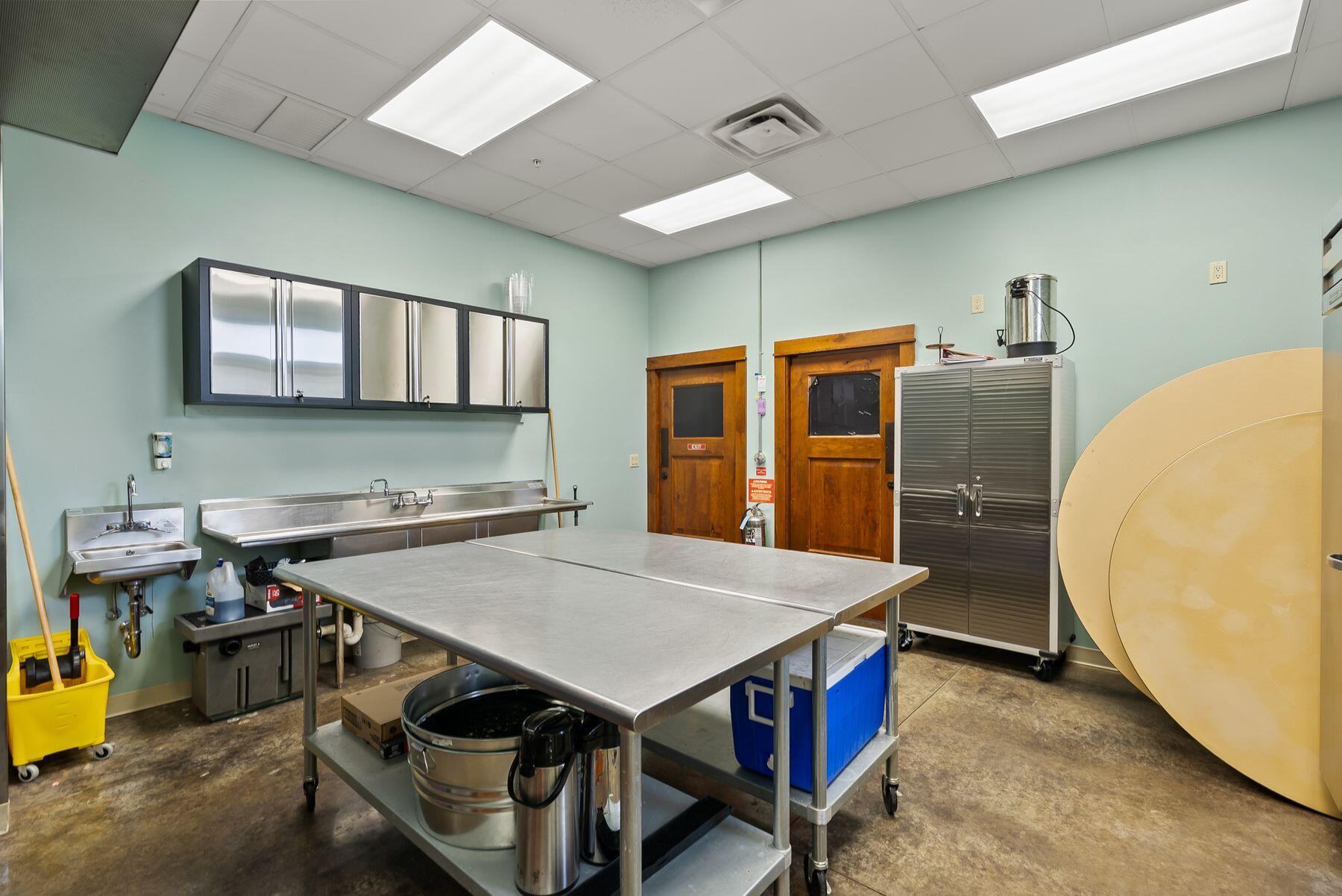 1214 13th Ave Unit: 1218