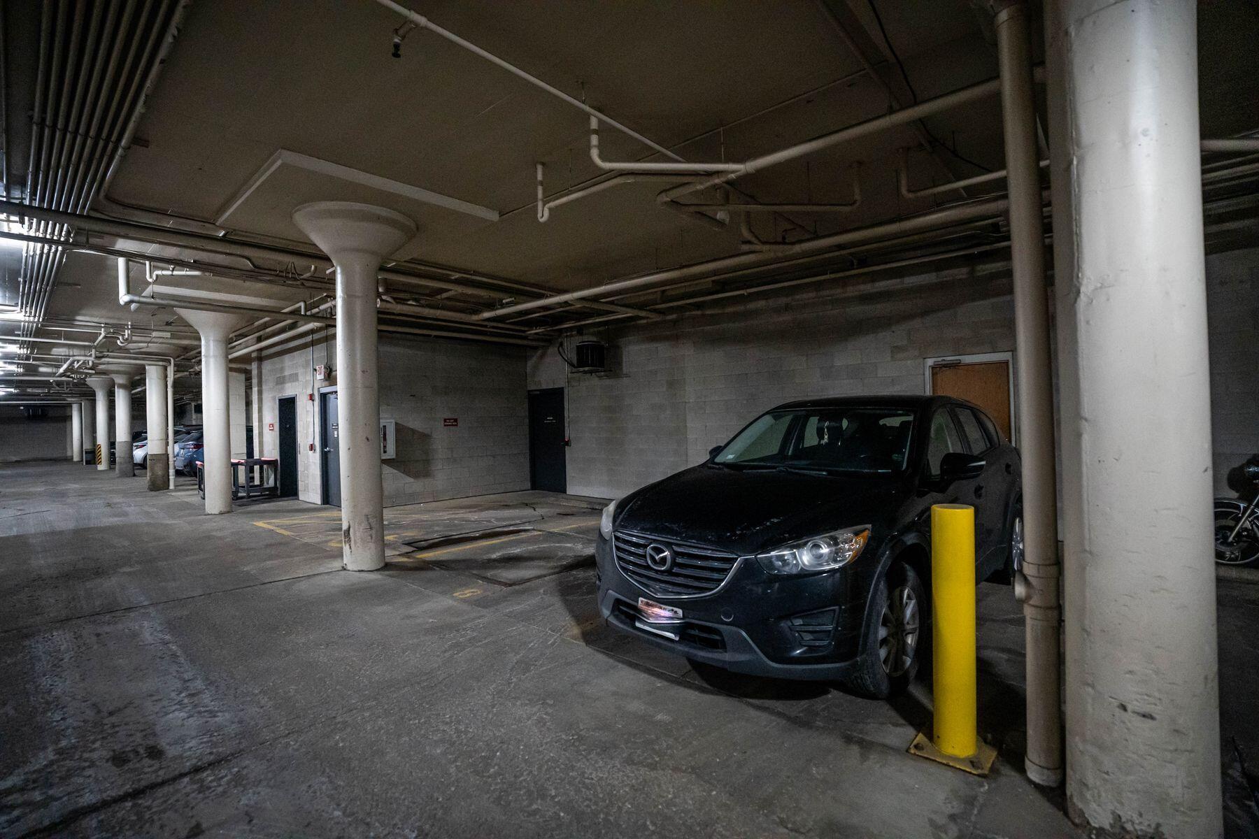 1924 N Hubbard St Unit: 101