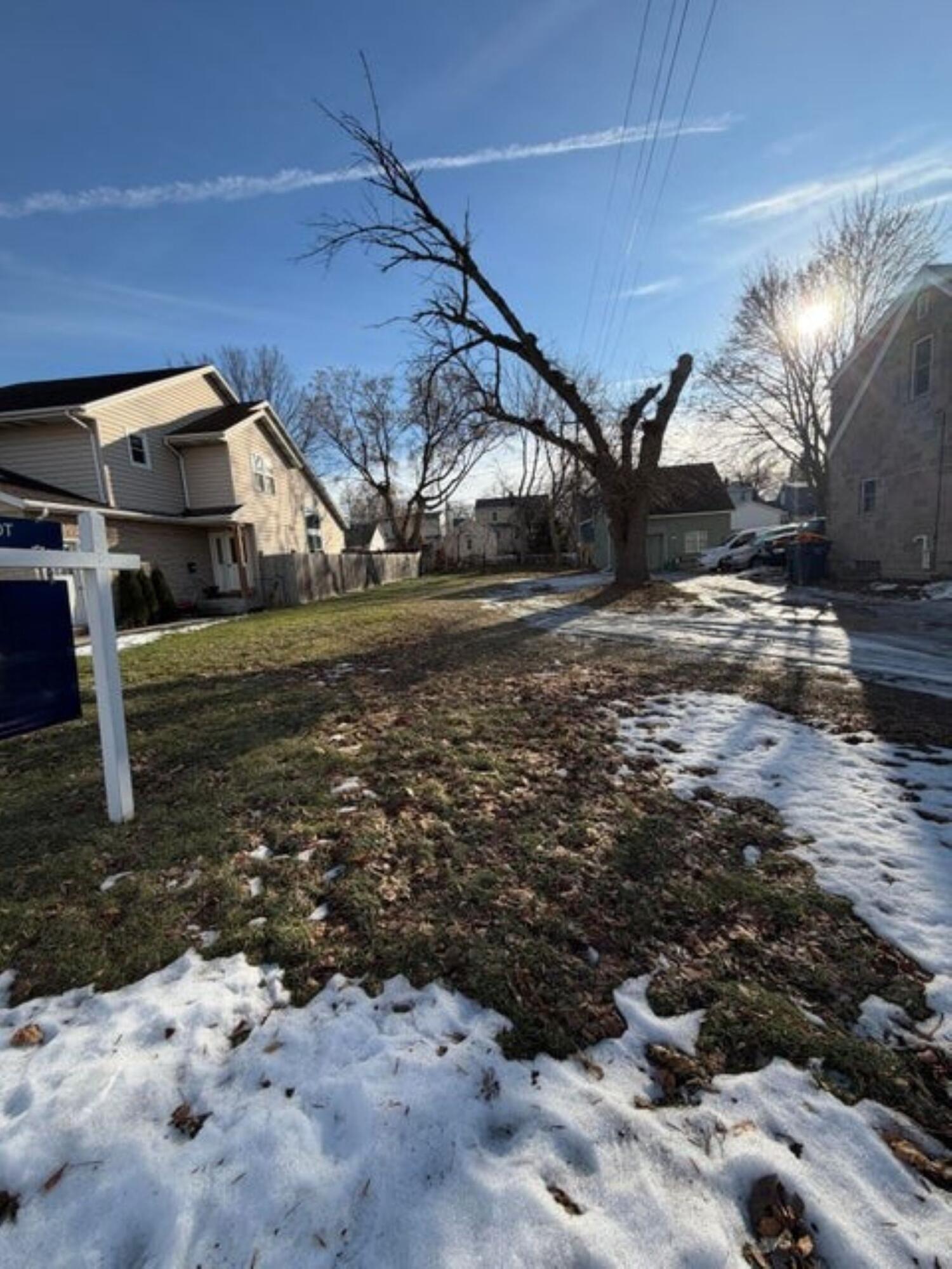 86 W Schlinger Ave