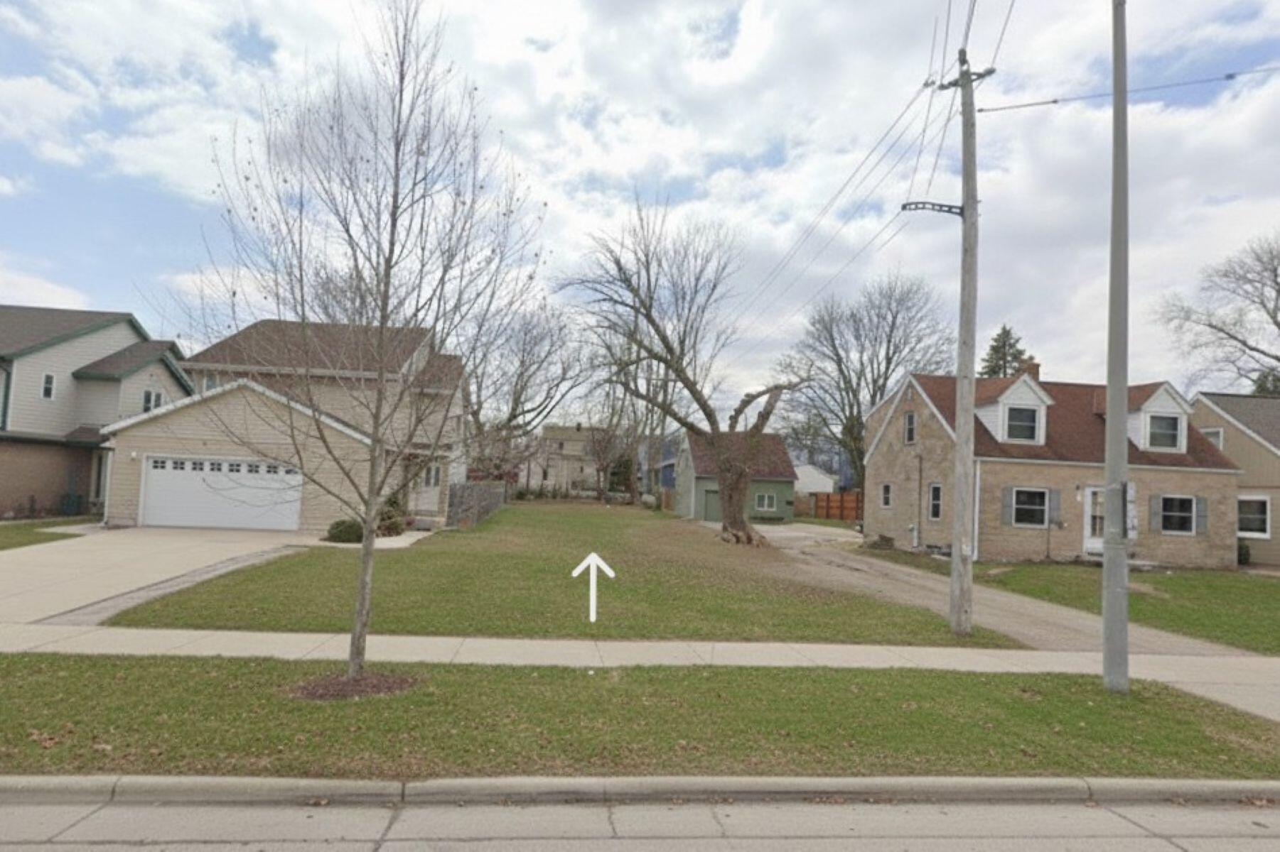 86 W Schlinger Ave