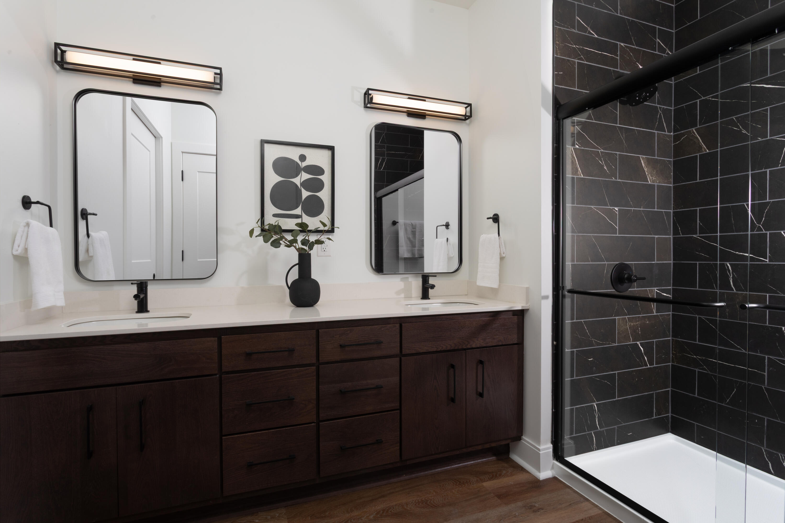 5204 N Hollywood Ave