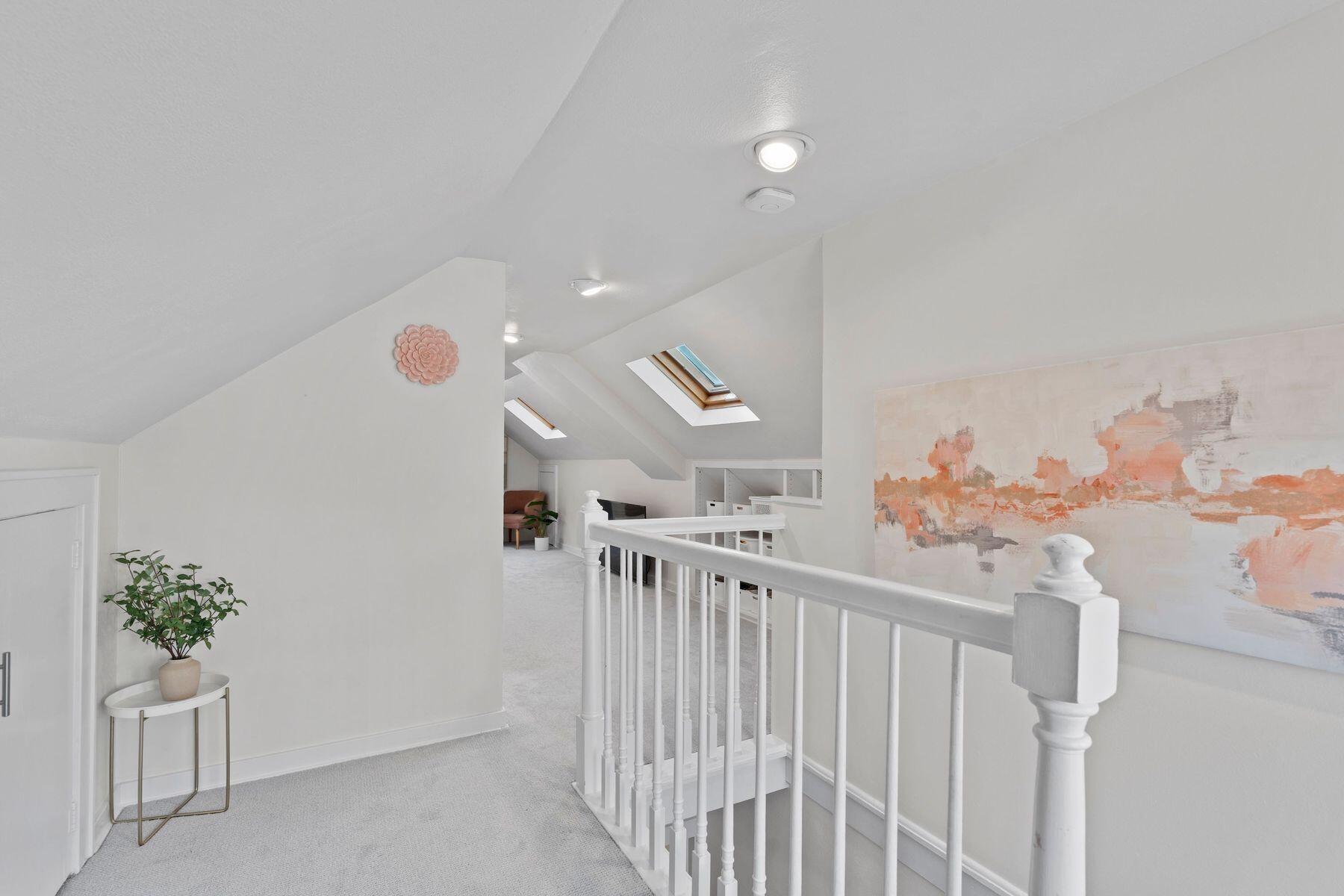 8140 Stickney Ave