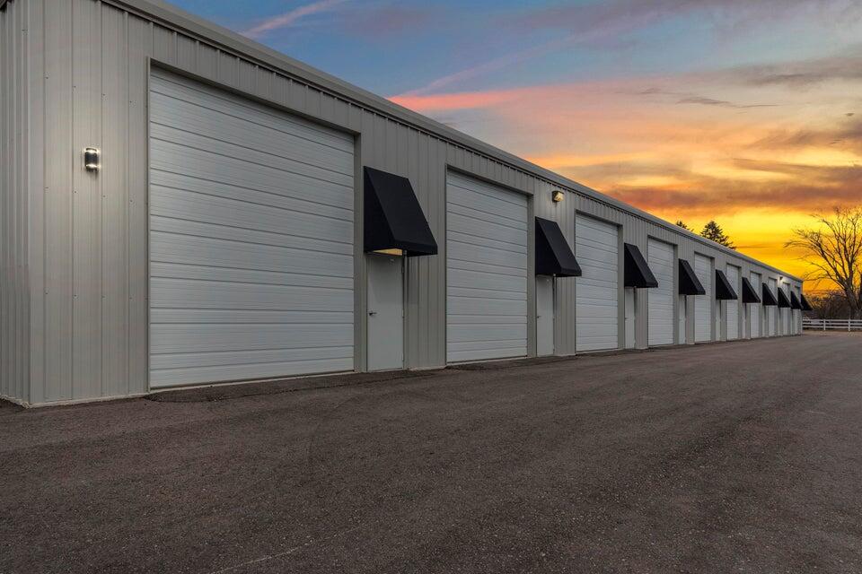 4954 Highway 50 - Unit: 81-82