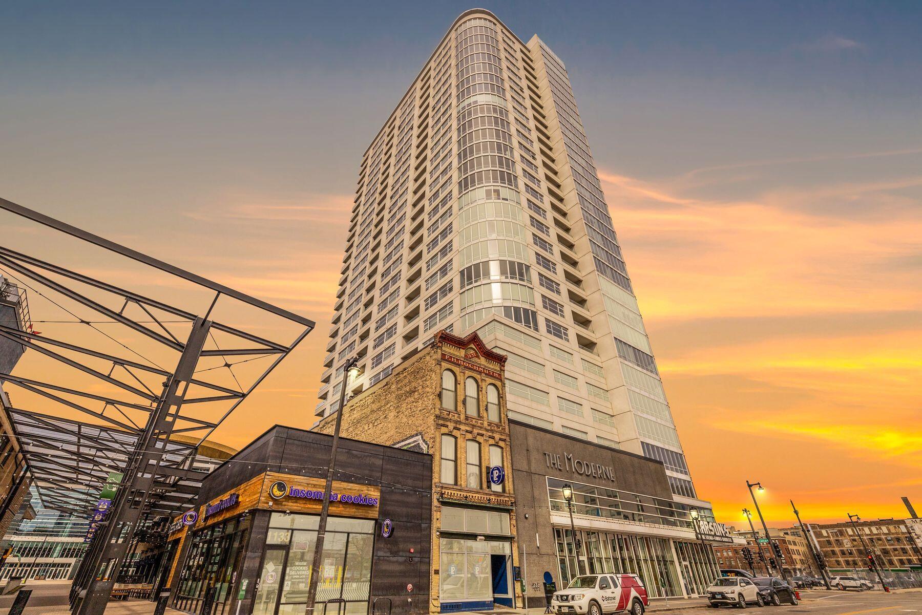 1141 N Martin L King Jr Dr Unit: 3002