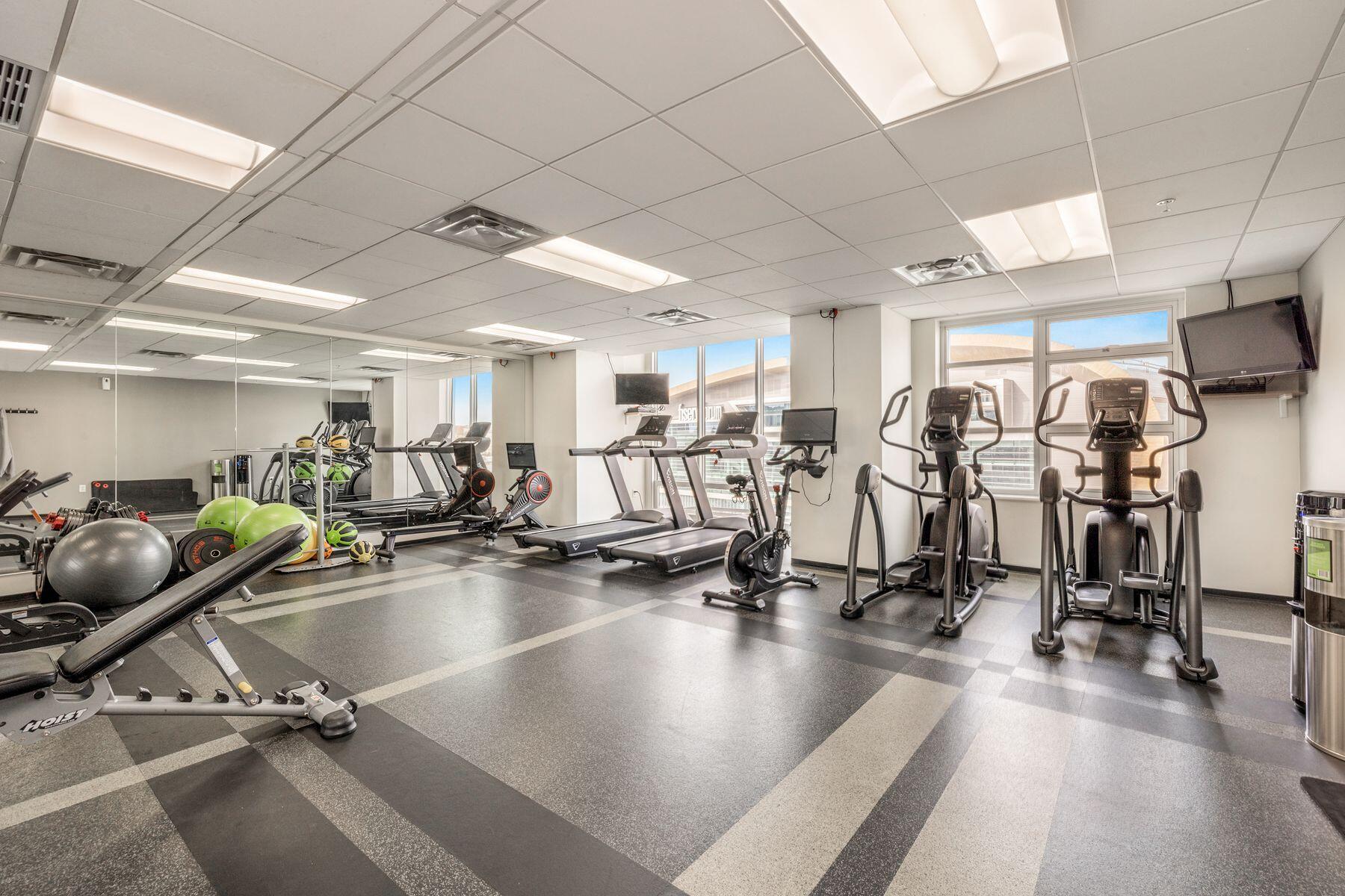 1141 N Martin L King Jr Dr Unit: 3002