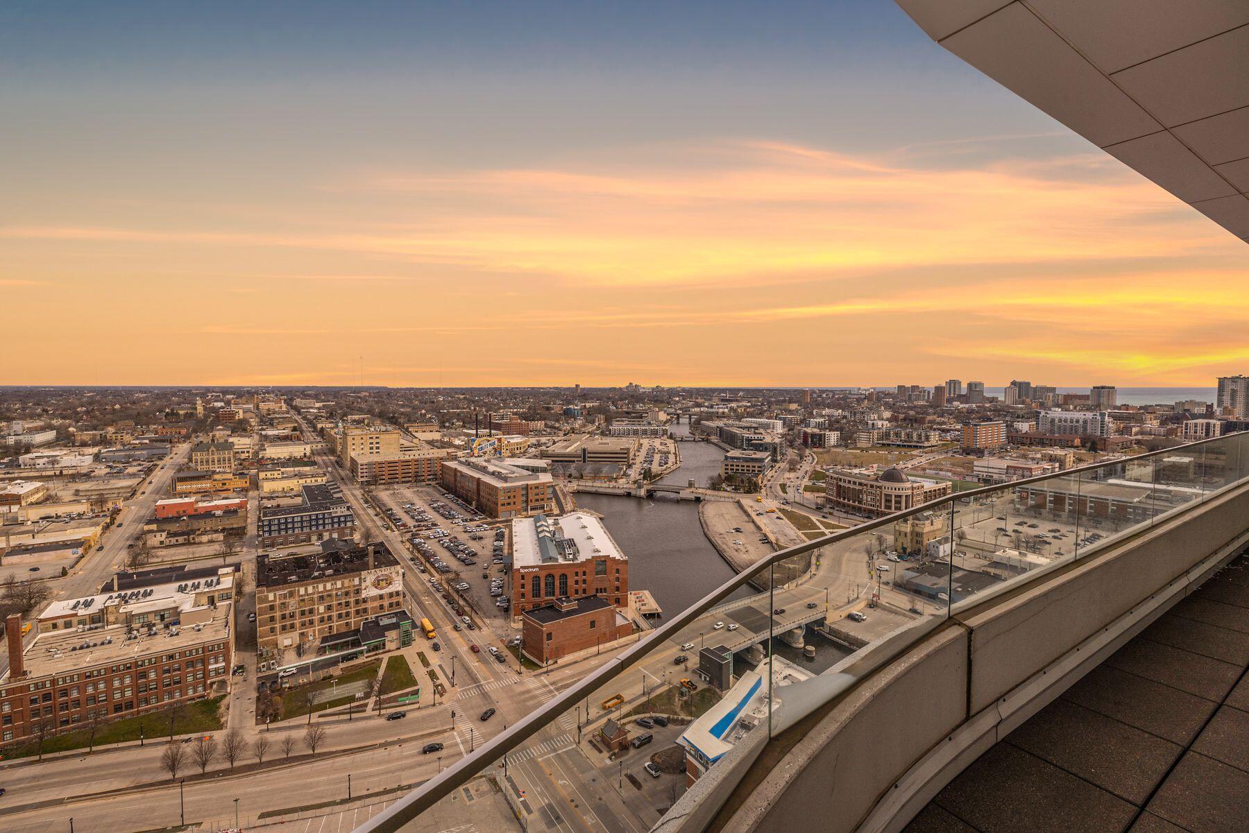 1141 N Martin L King Jr Dr Unit: 3002