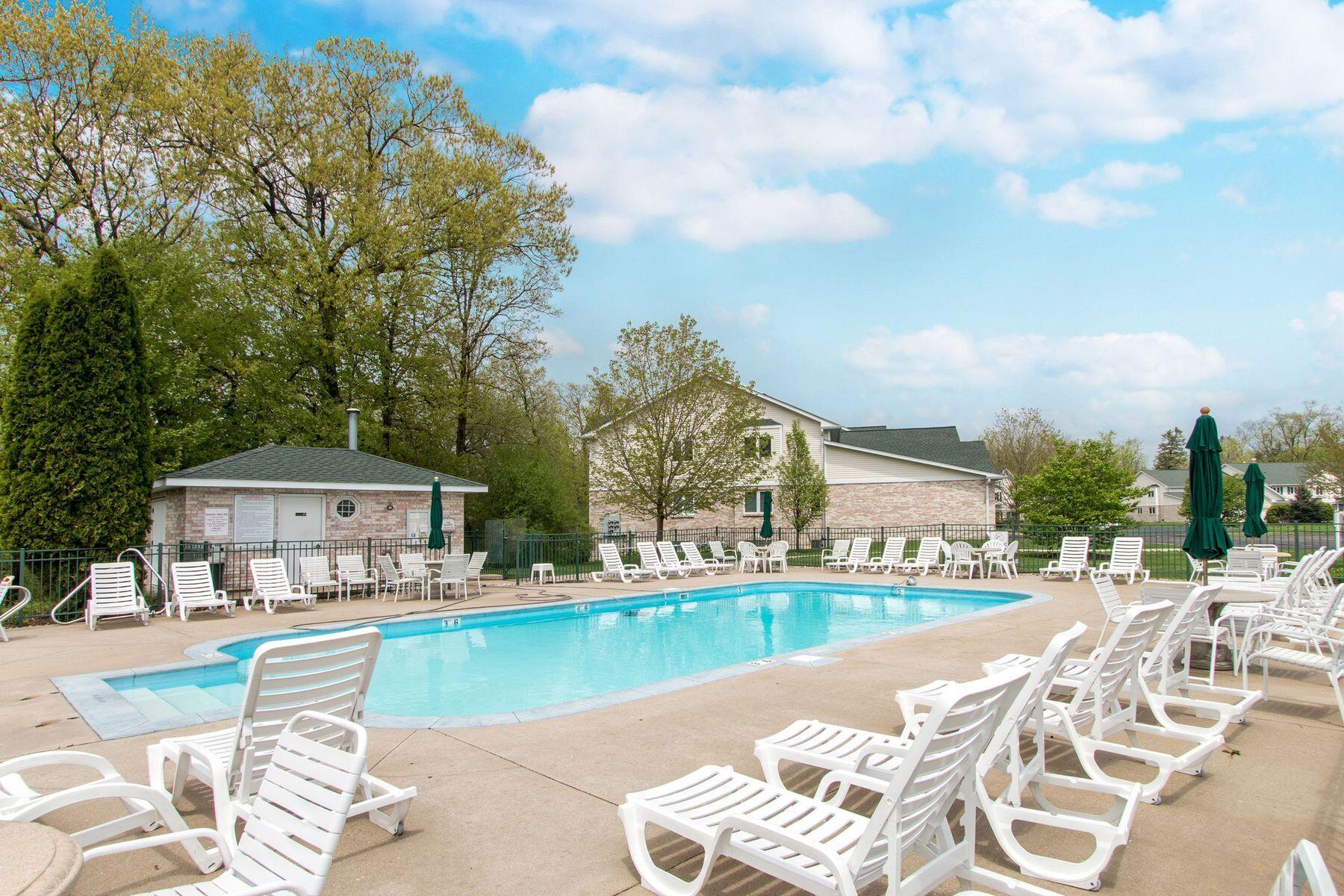 91 Potawatomi Rd Unit: G4