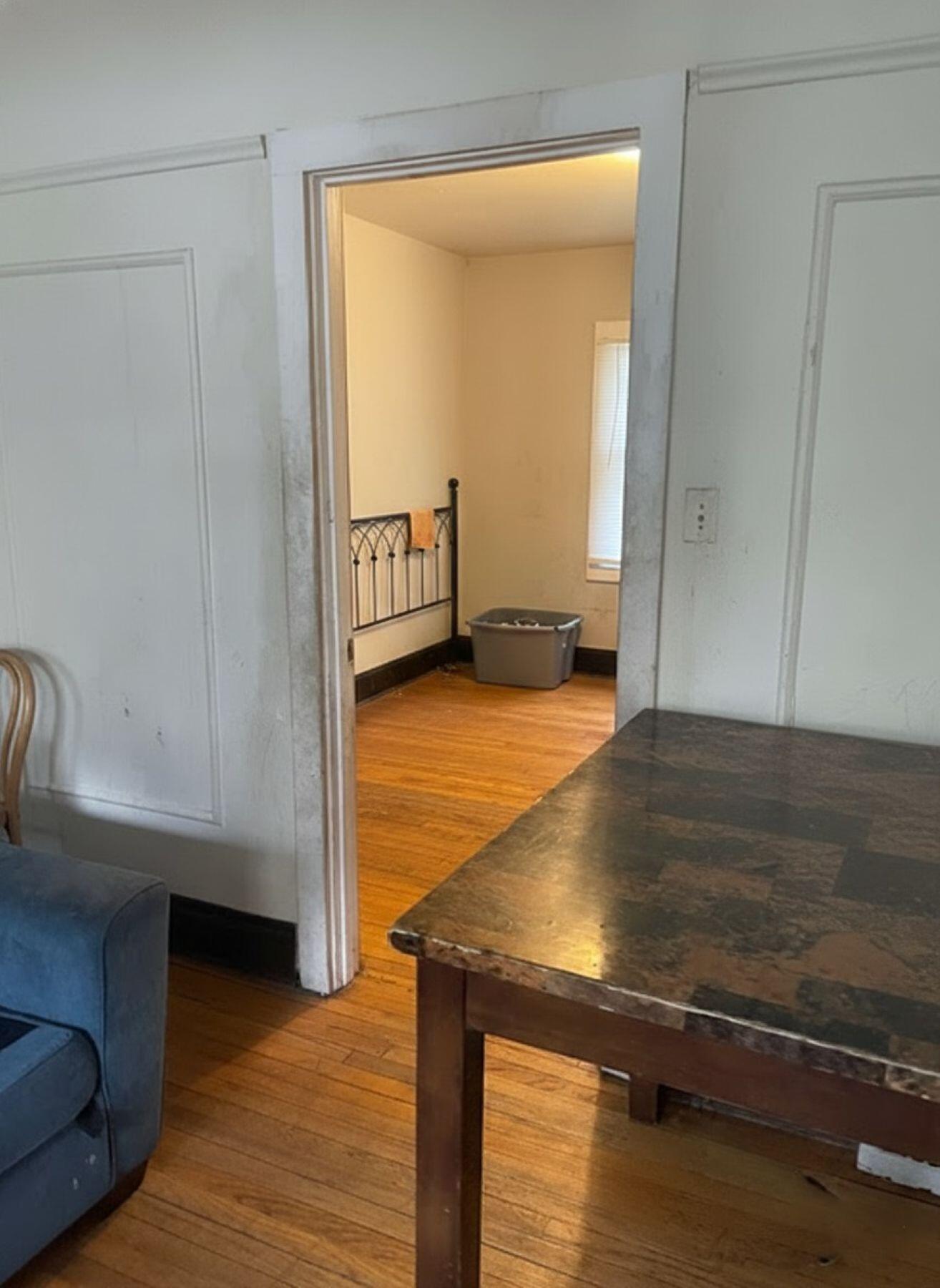 2576 51st St Unit: 2578