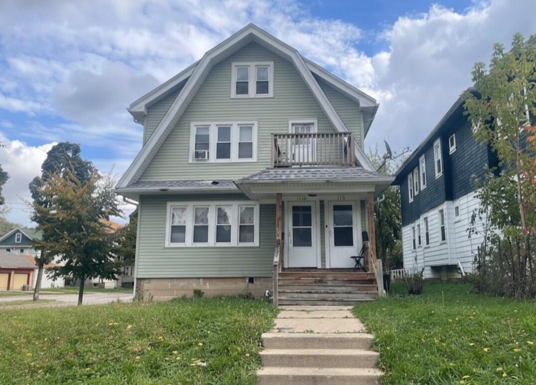 2576 51st St Unit: 2578
