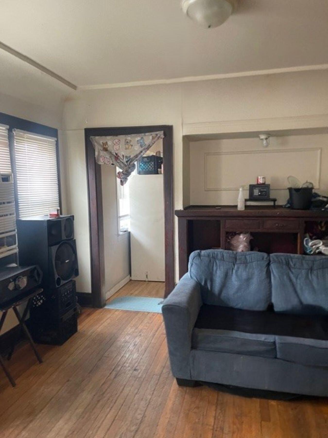 2576 51st St Unit: 2578