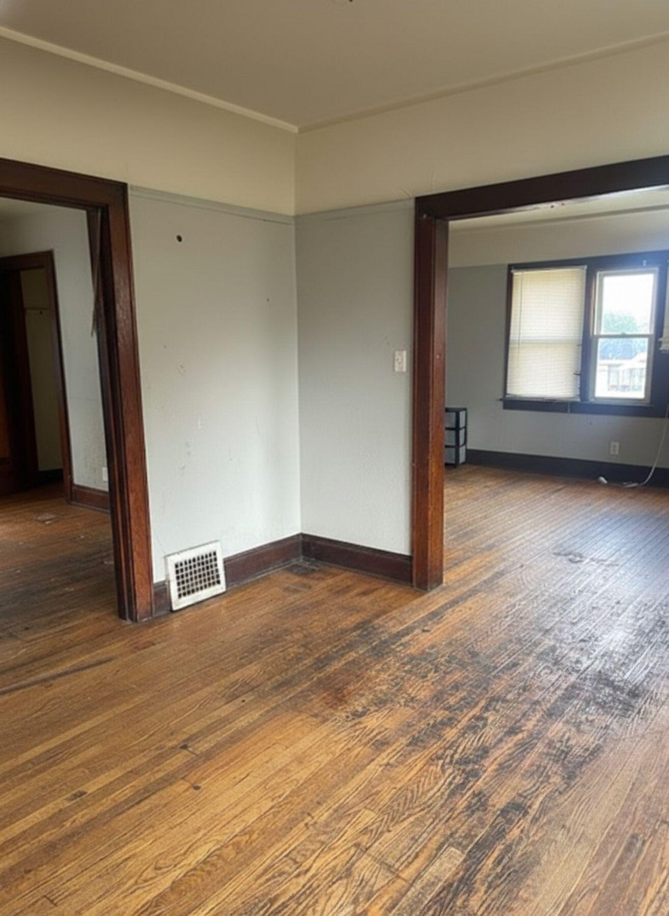 2576 51st St Unit: 2578