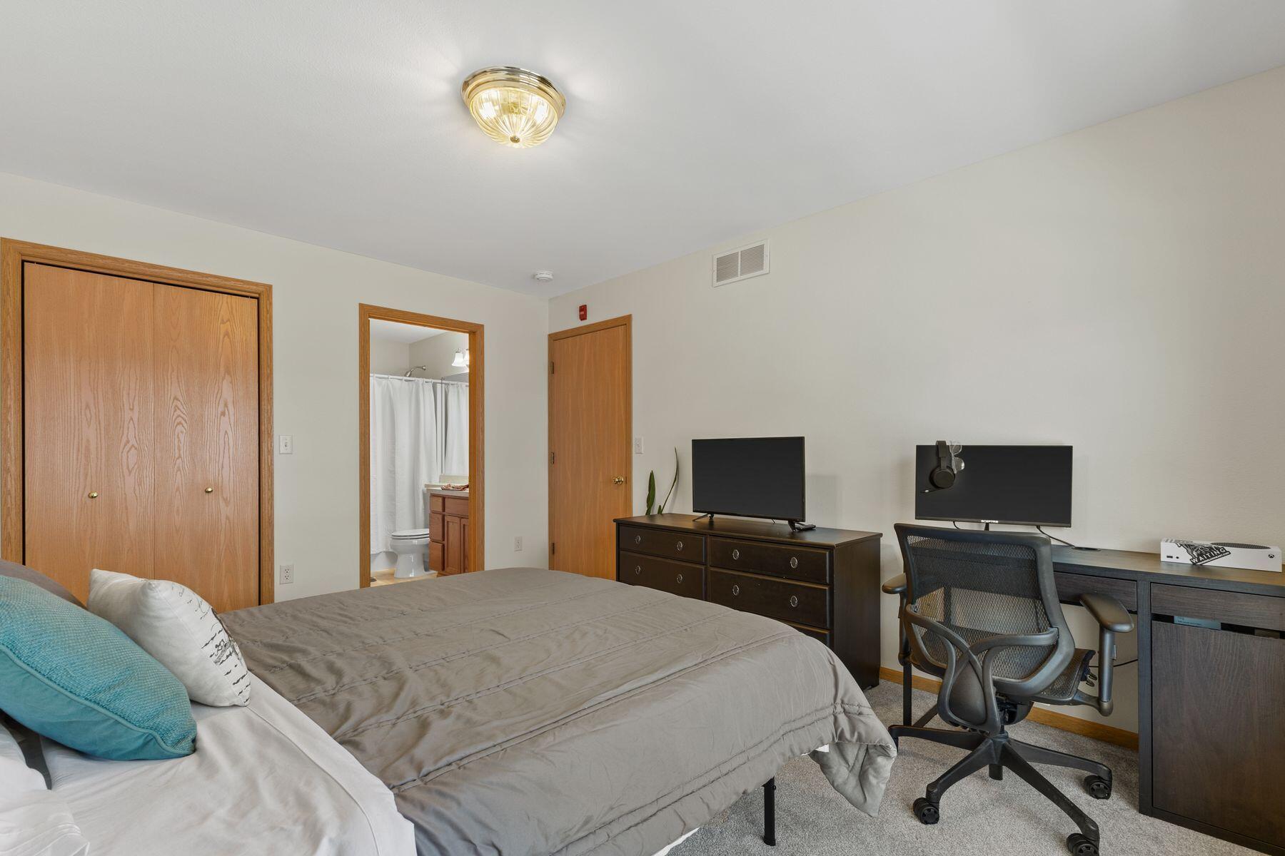 1513 92nd St Unit: 47