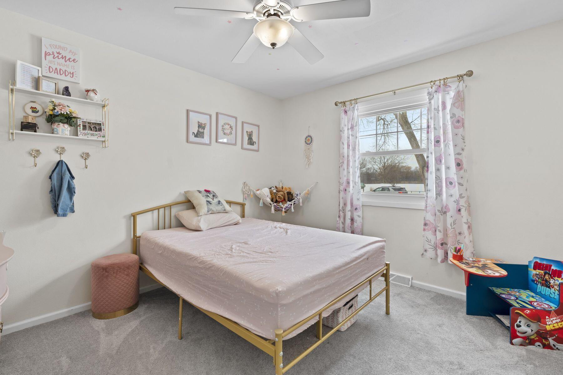 121 W Spaulding St