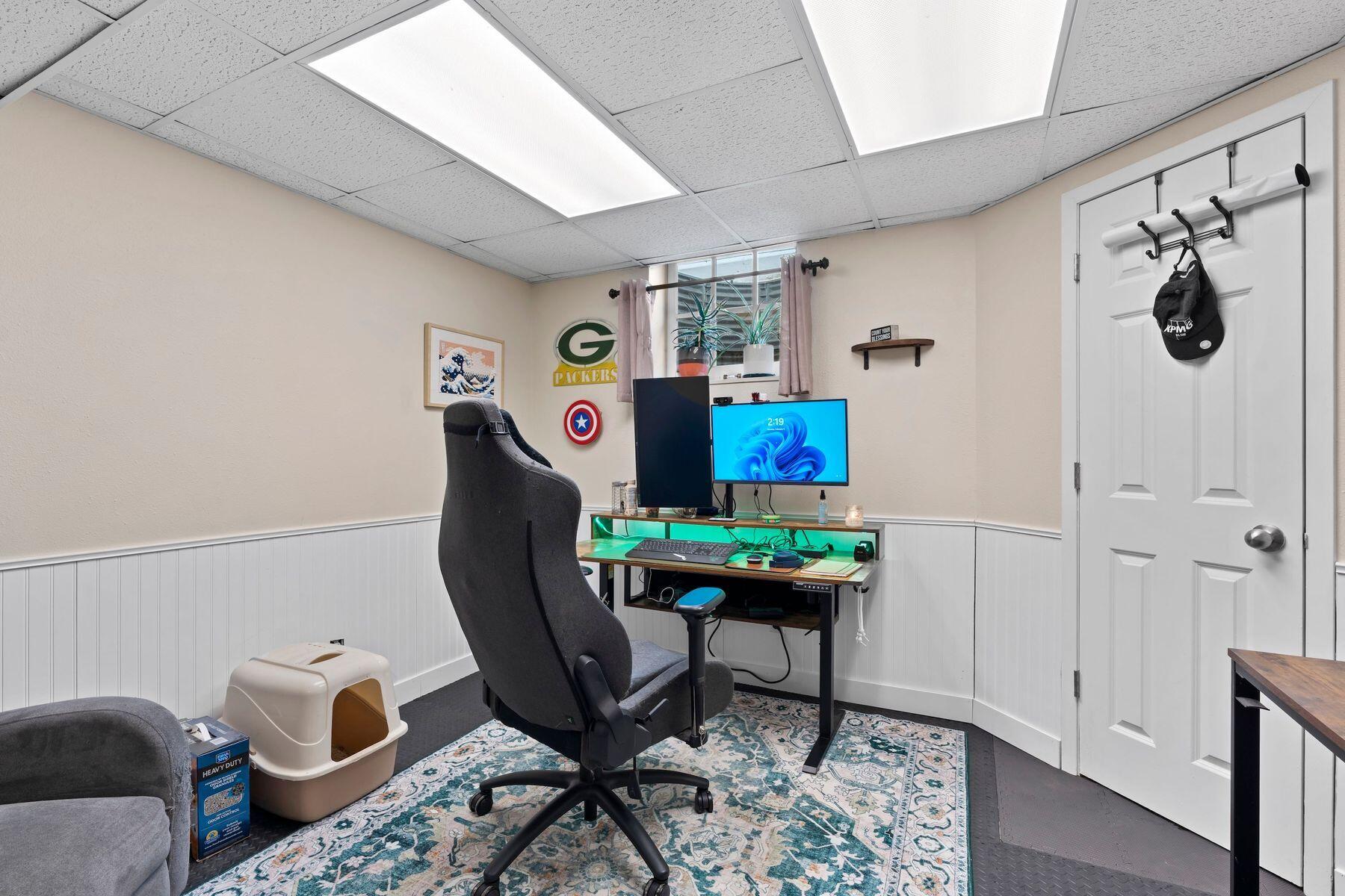 121 W Spaulding St
