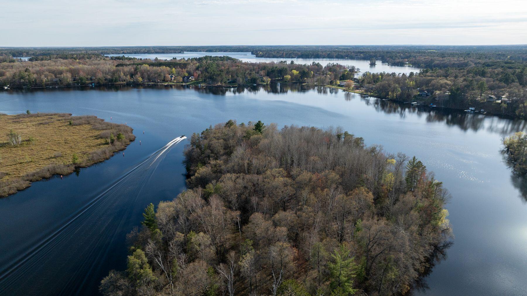 Lt0 Nokomis Island -