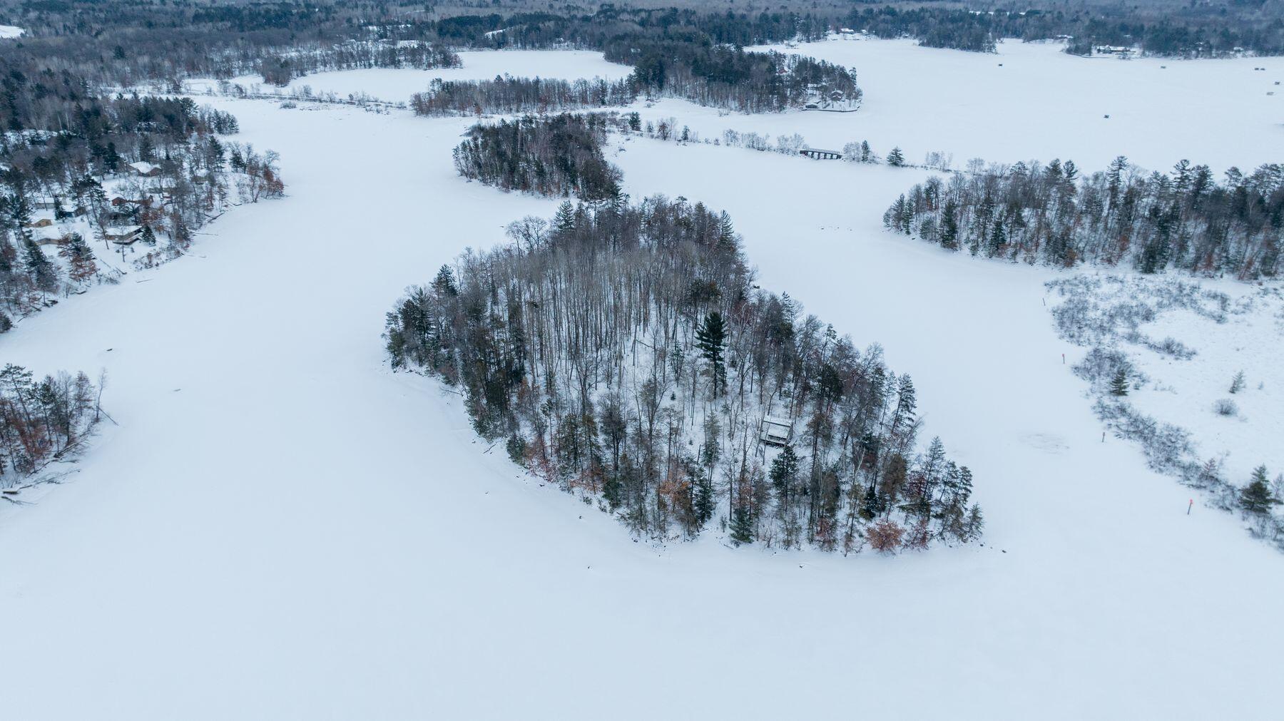 Lt0 Nokomis Island -