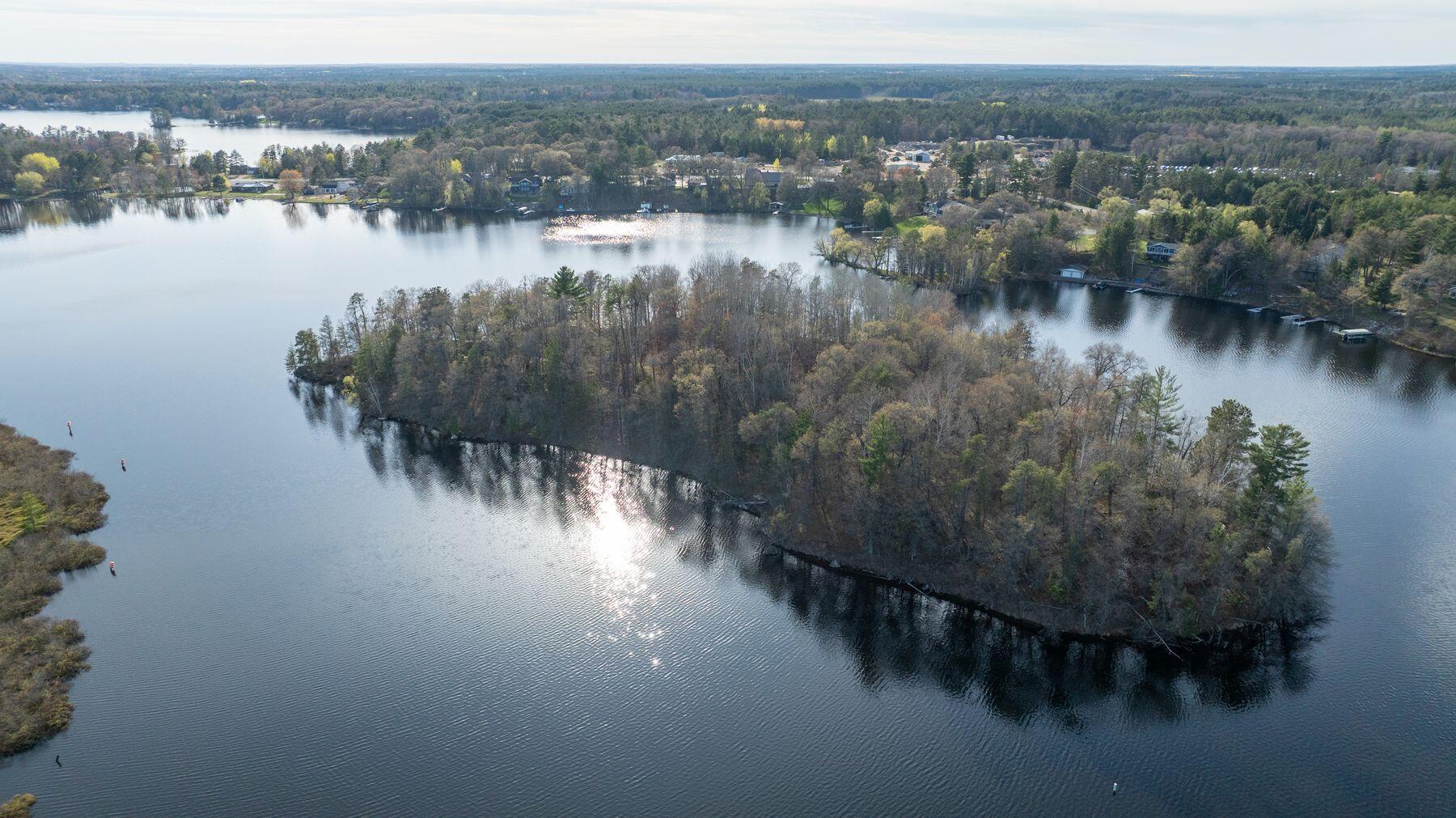 Lt0 Nokomis Island -