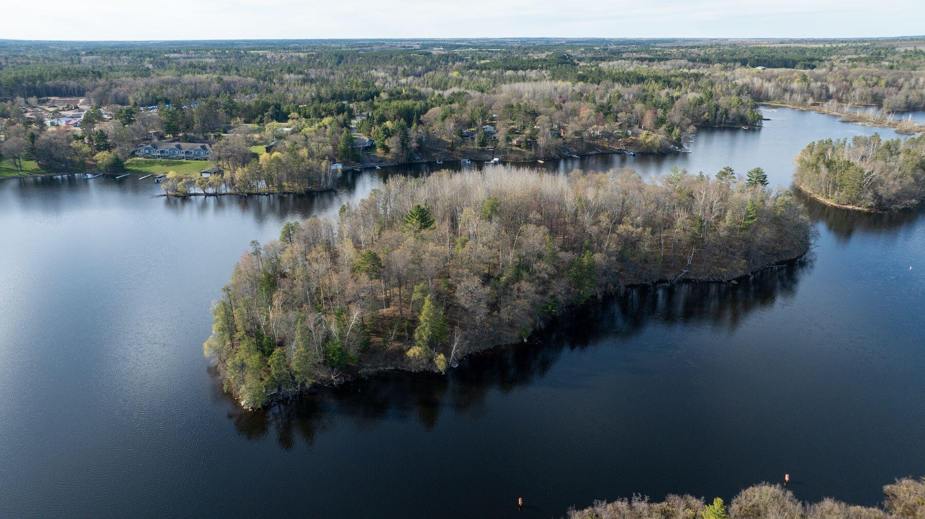 Lt0 Nokomis Island -