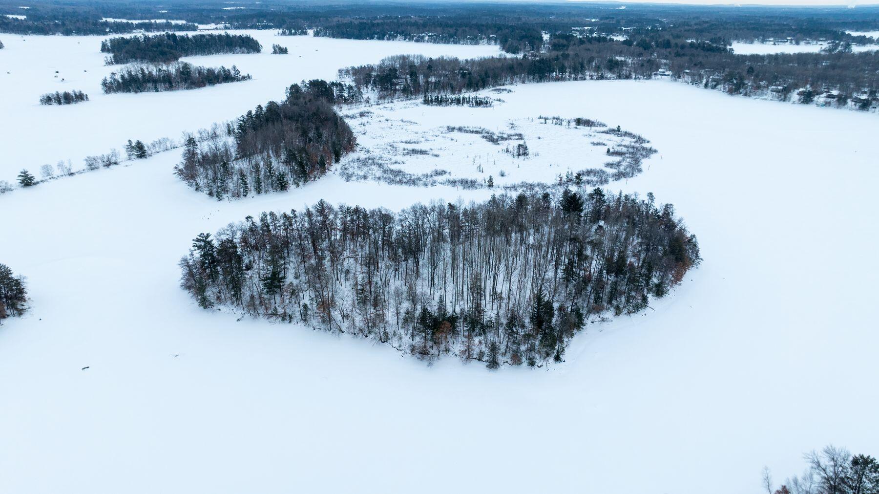 Lt0 Nokomis Island -