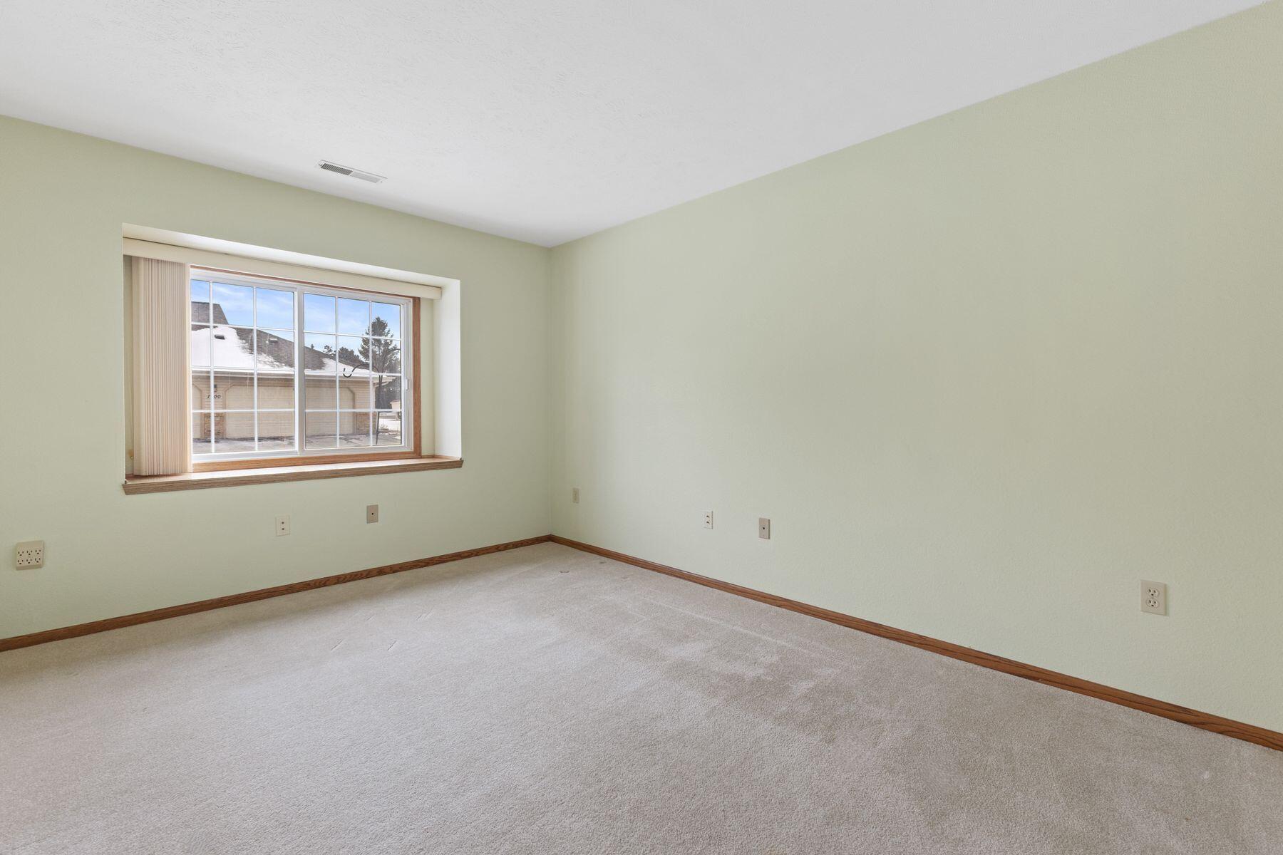 1680 96th St Unit: 7