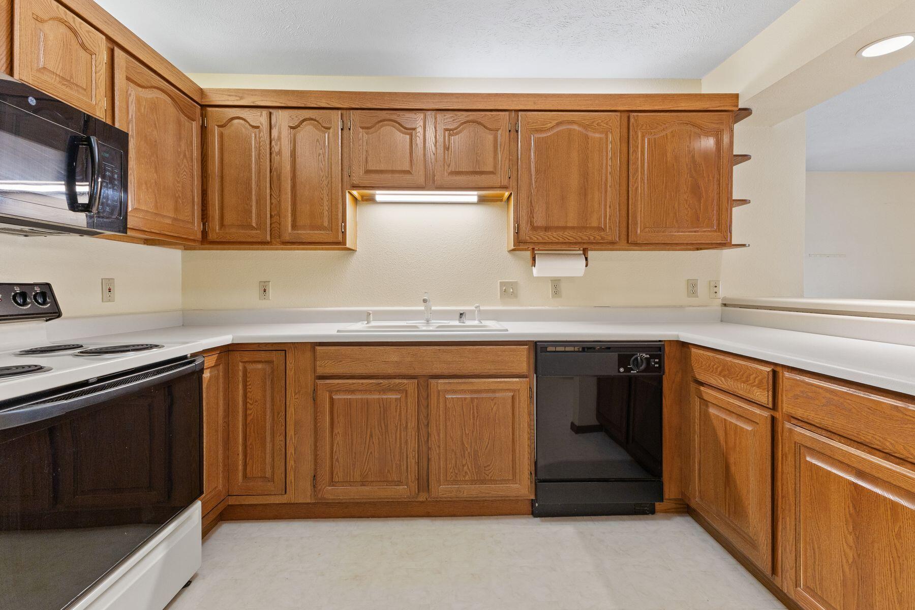 1680 96th St Unit: 7