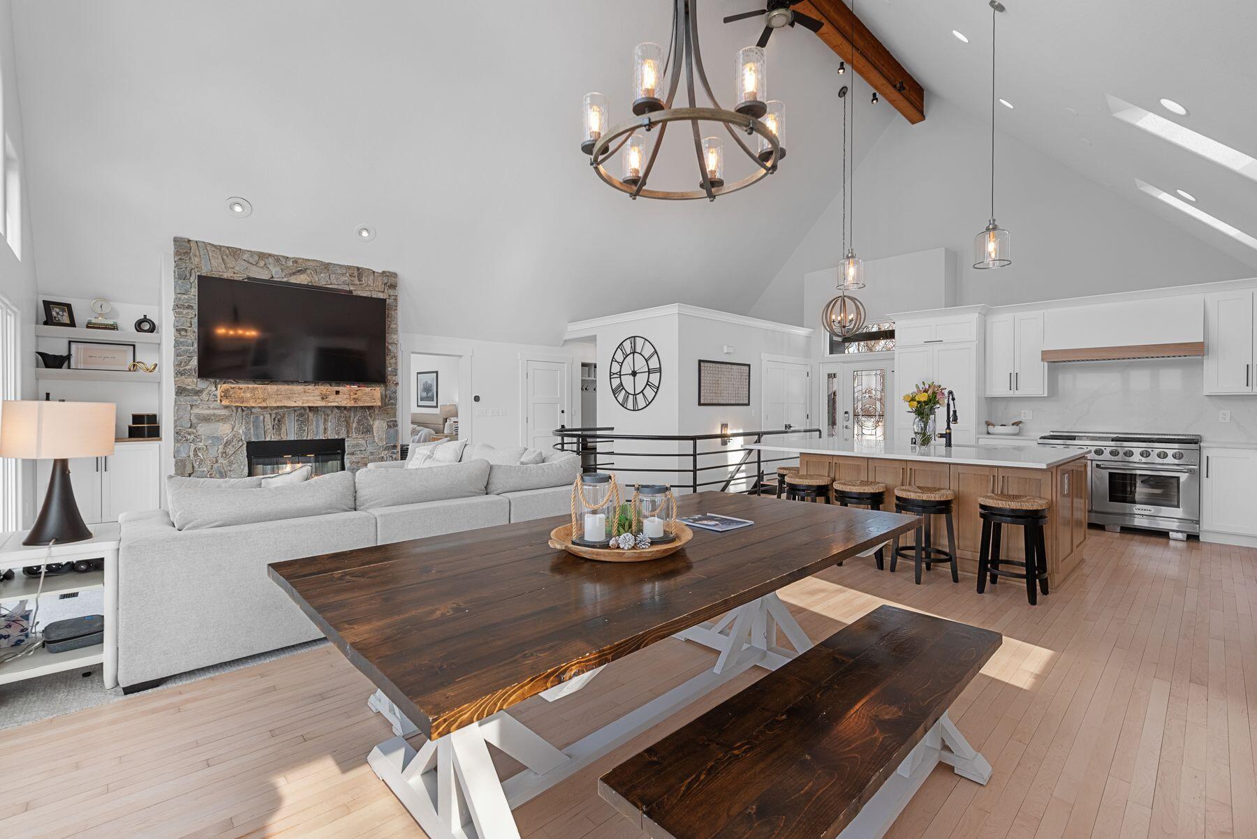 S107W34886 S Shore Dr