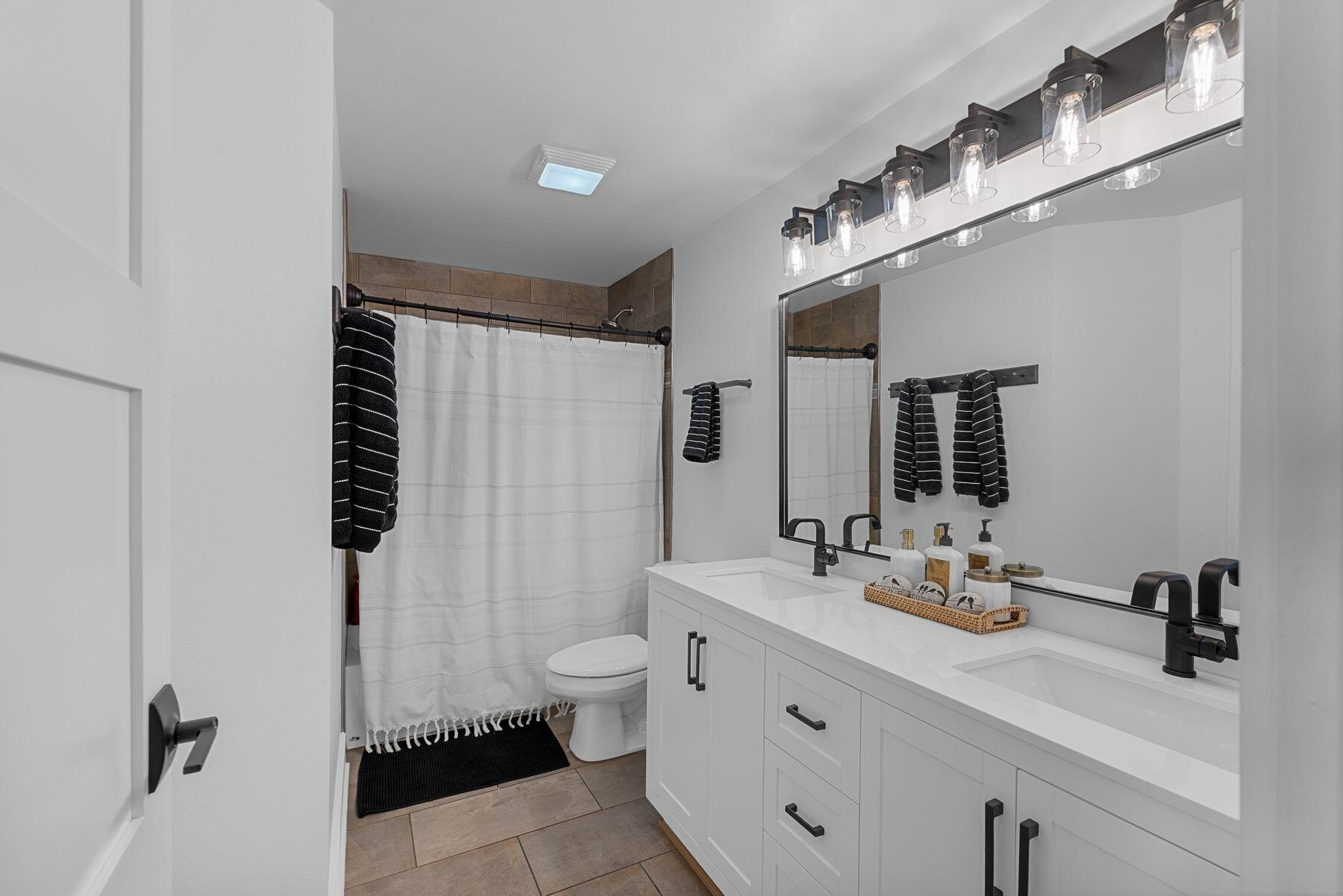 S107W34886 S Shore Dr