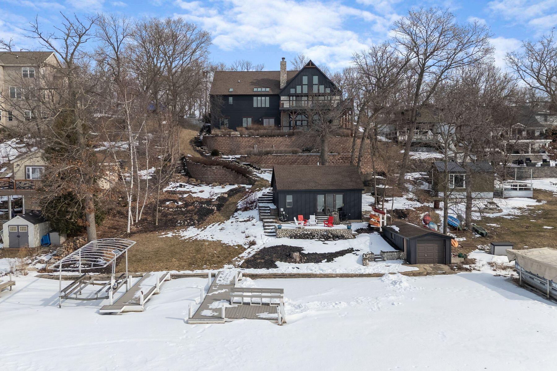 S107W34886 S Shore Dr