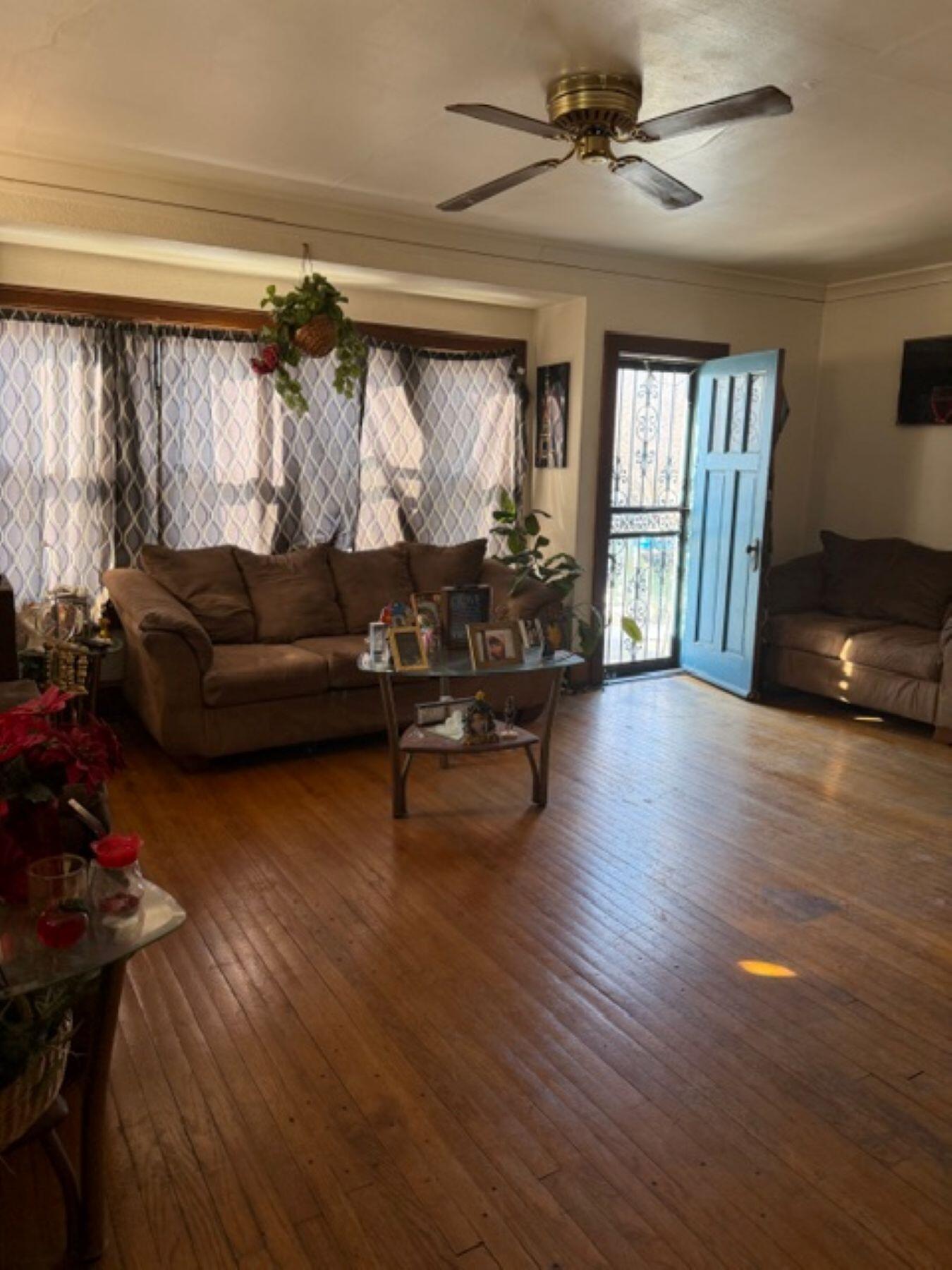 2844 N 50th St Unit: 2846