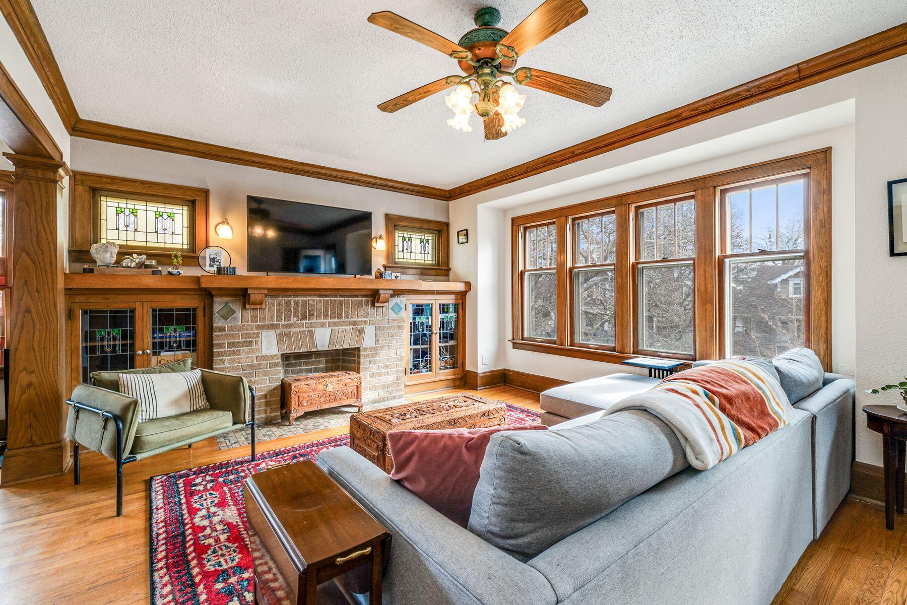 2220 E Bennett Ave Unit: 2222