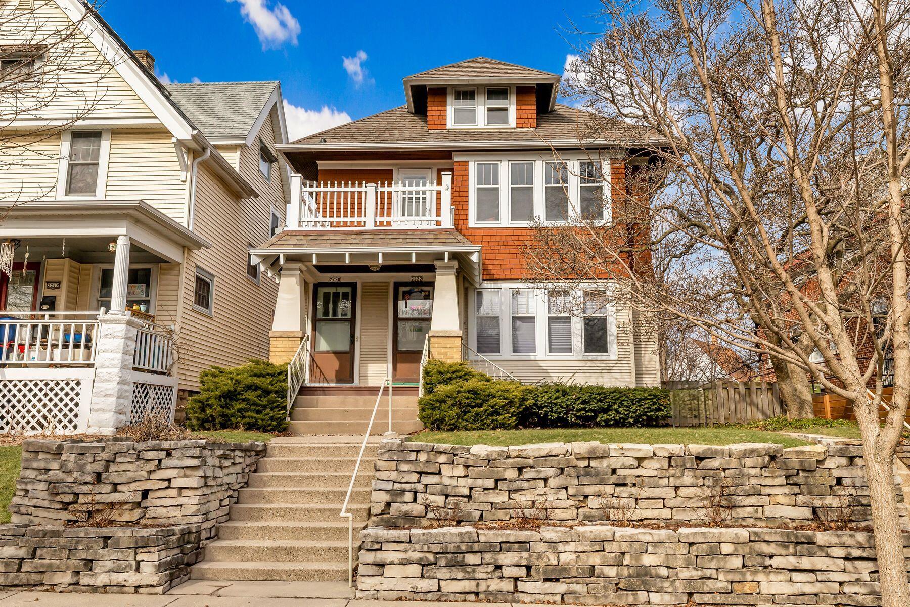2220 E Bennett Ave Unit: 2222