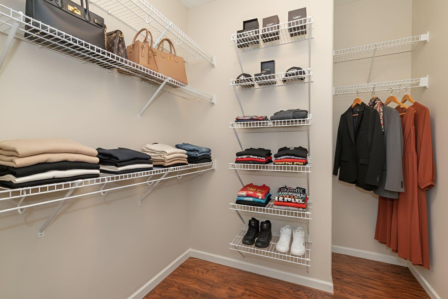 1925 N Water St Unit: 301