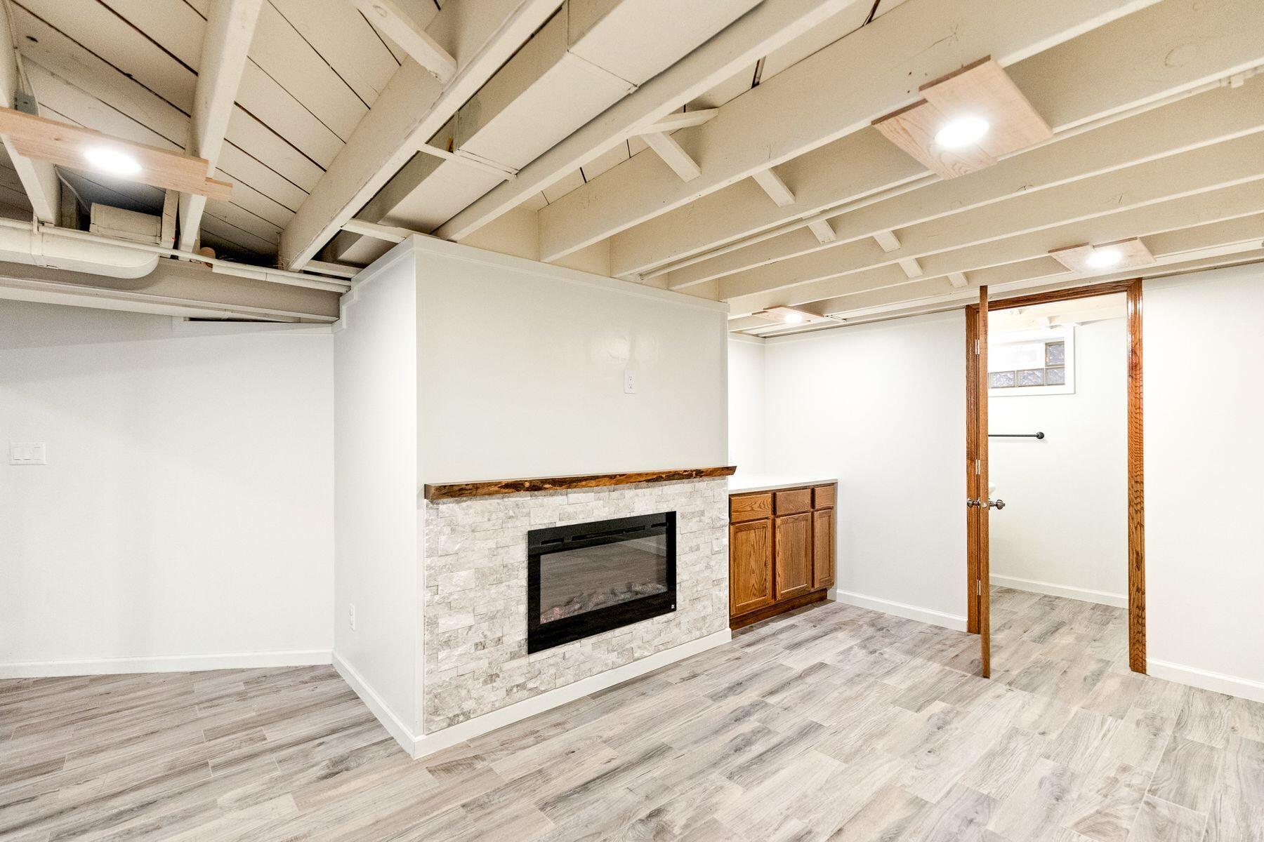7623 39th Ave