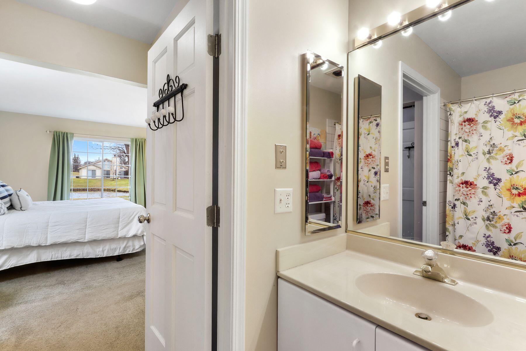 1737 Cottage Dr Unit: 7-18