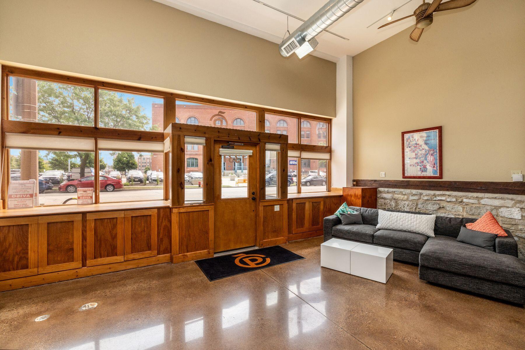 1331 N Dr Martin Luther King Jr Dr