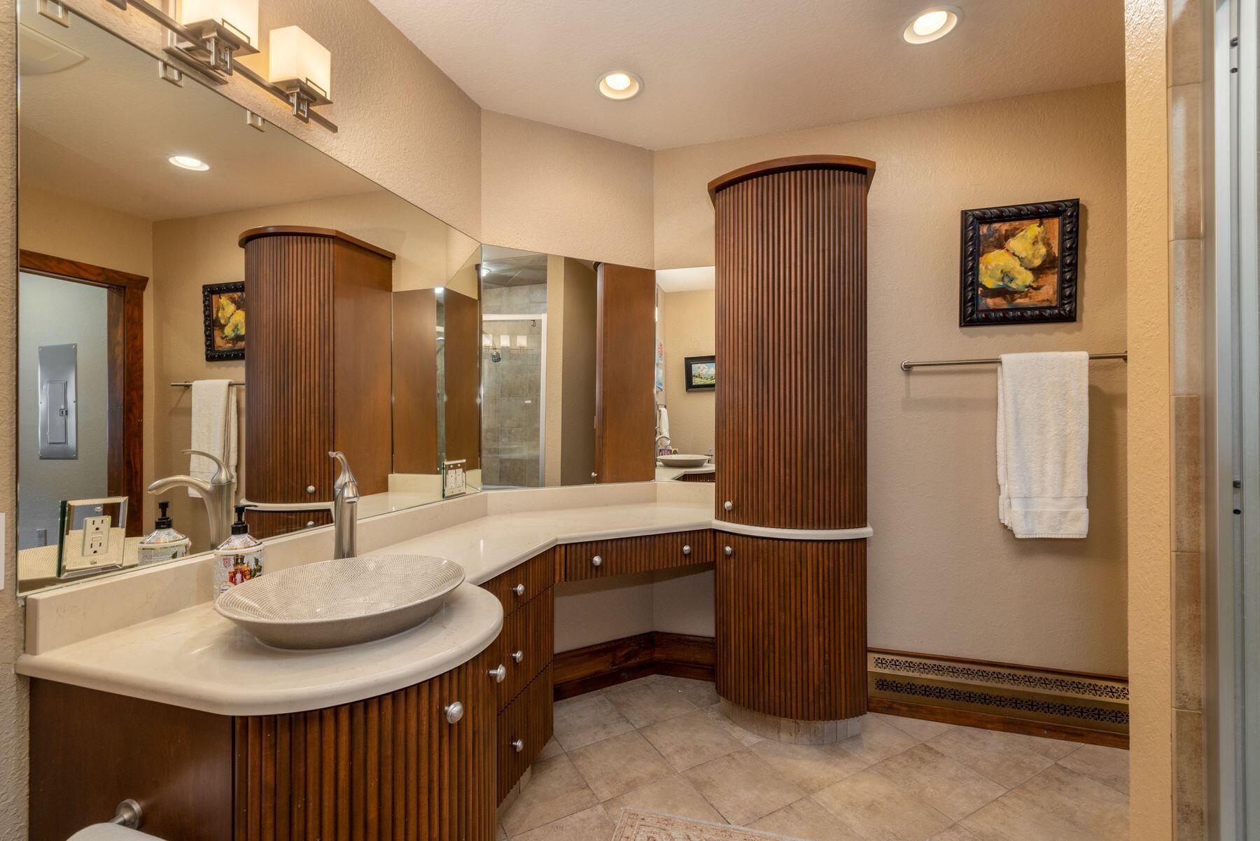 1331 N Dr Martin Luther King Jr Dr