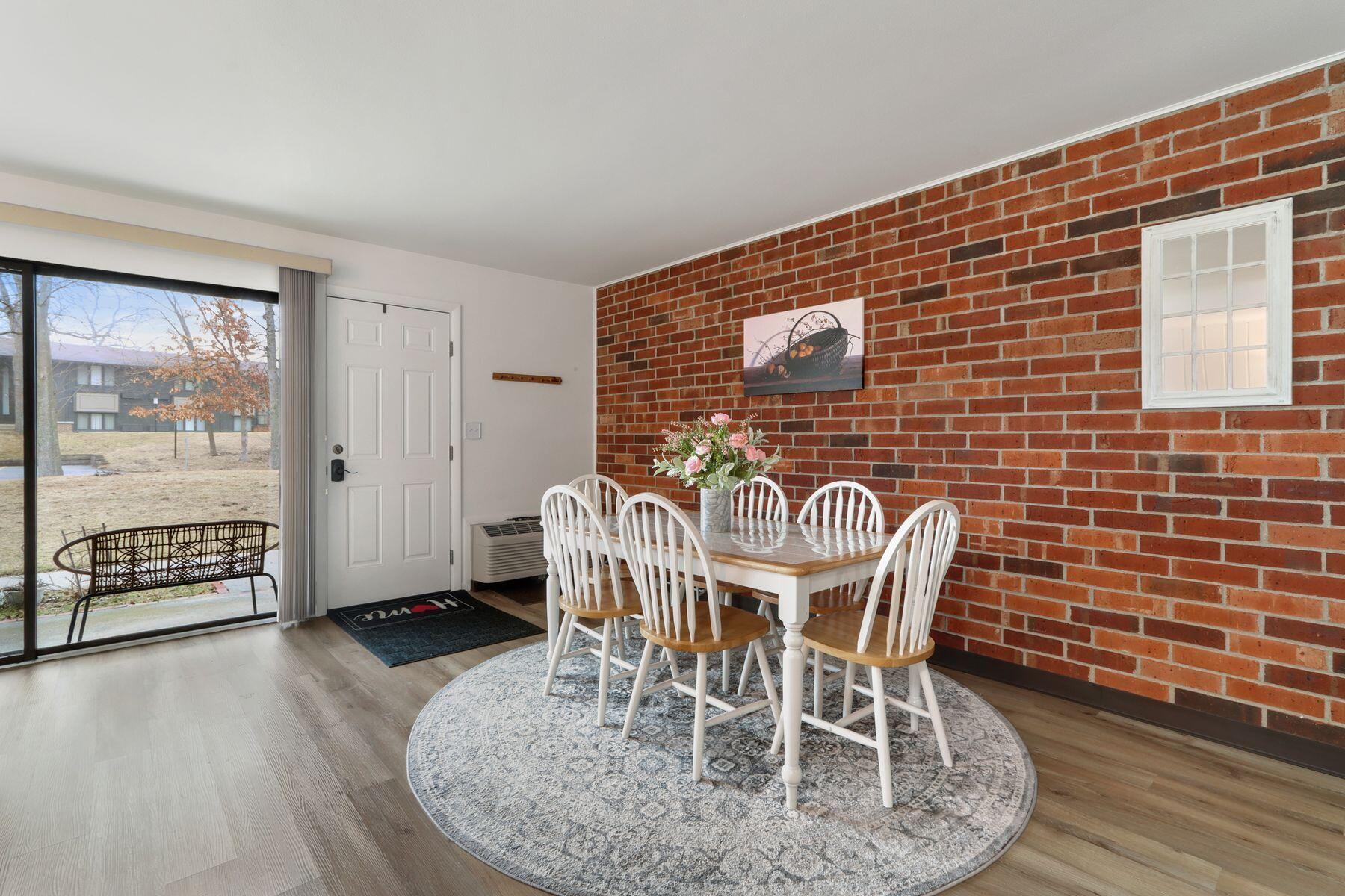 6 Zurich Ct Unit: 6-05