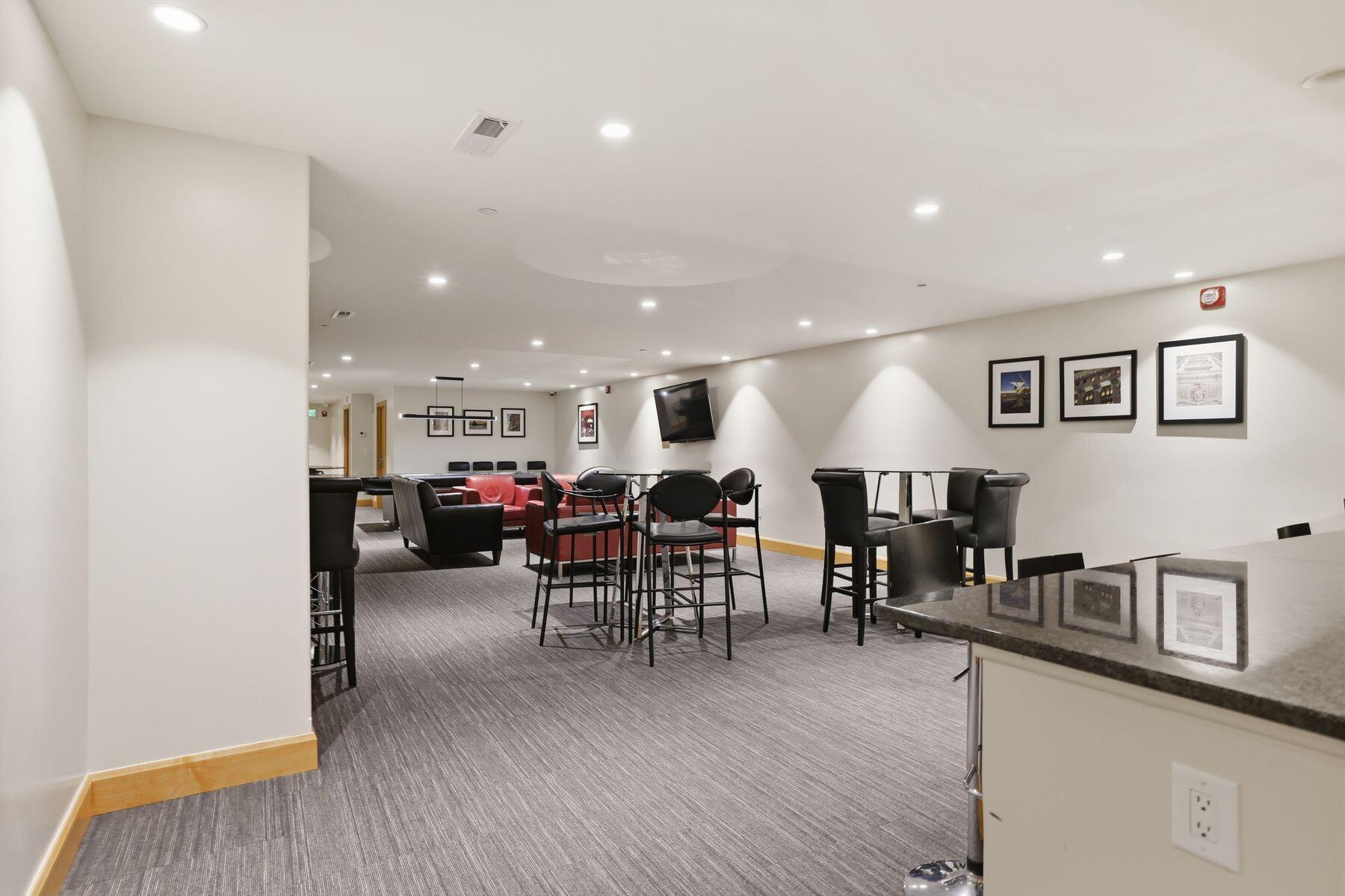 1550 E Royall Pl Unit: 502