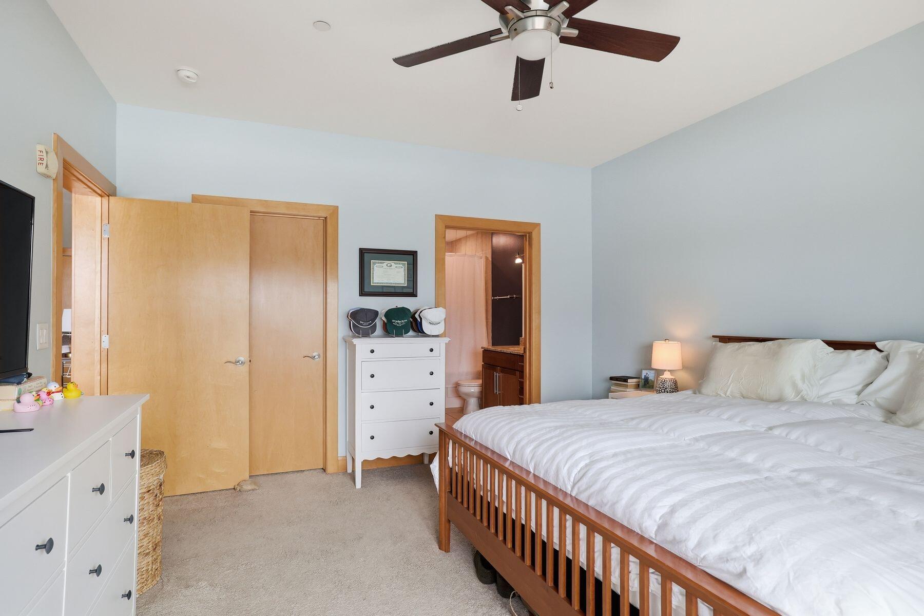 1550 E Royall Pl Unit: 502