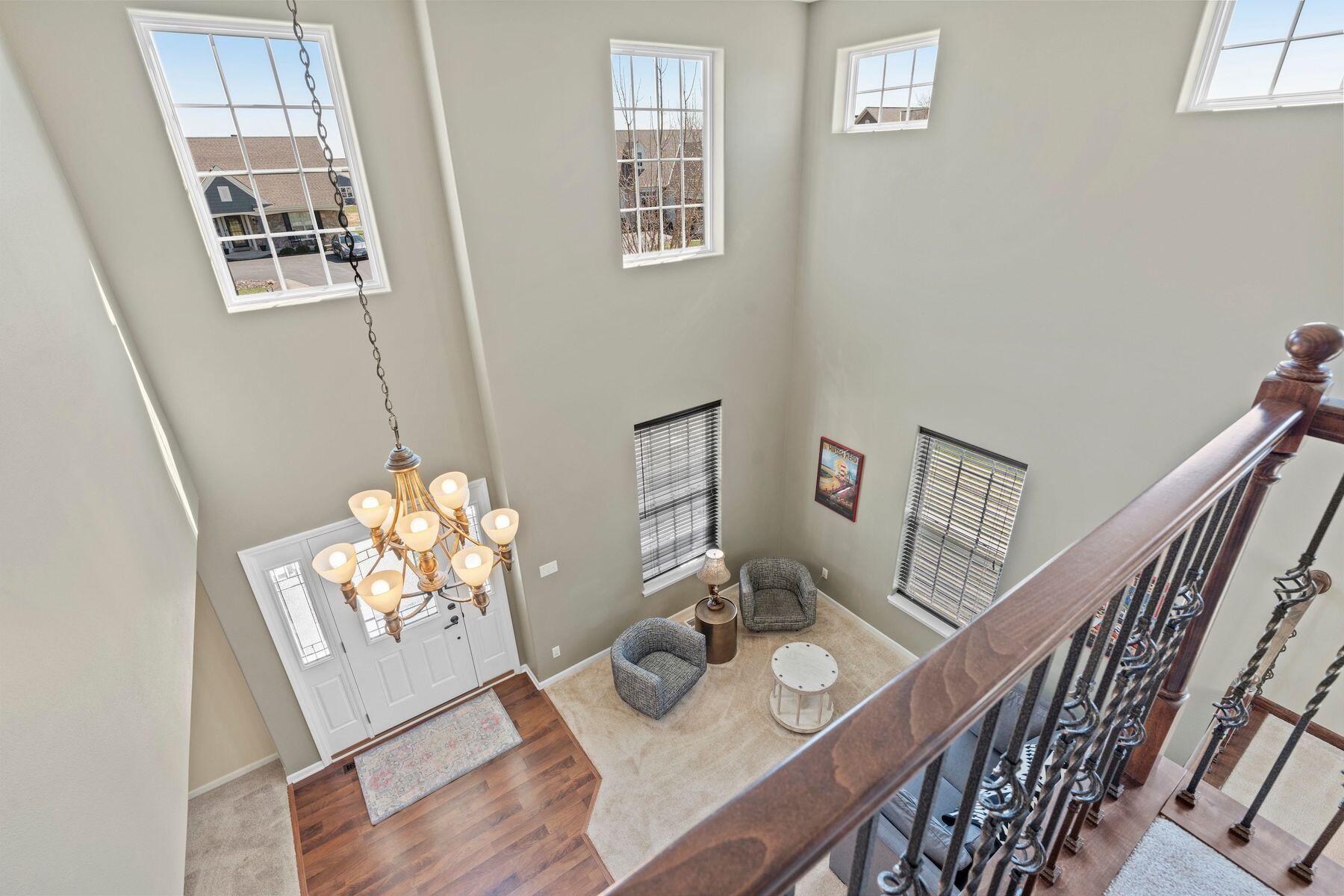 1866 River Lakes Rd S