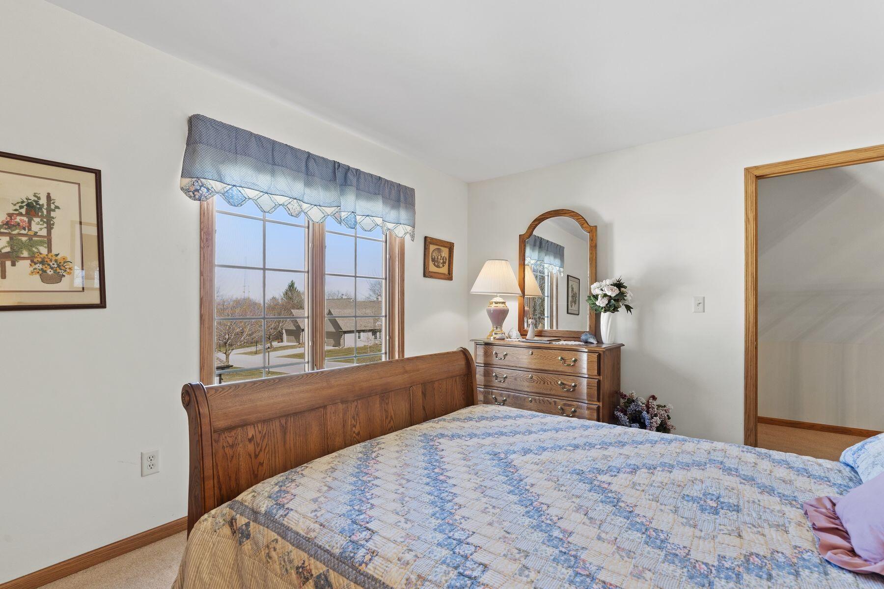 565 S McPride Ln Unit: B